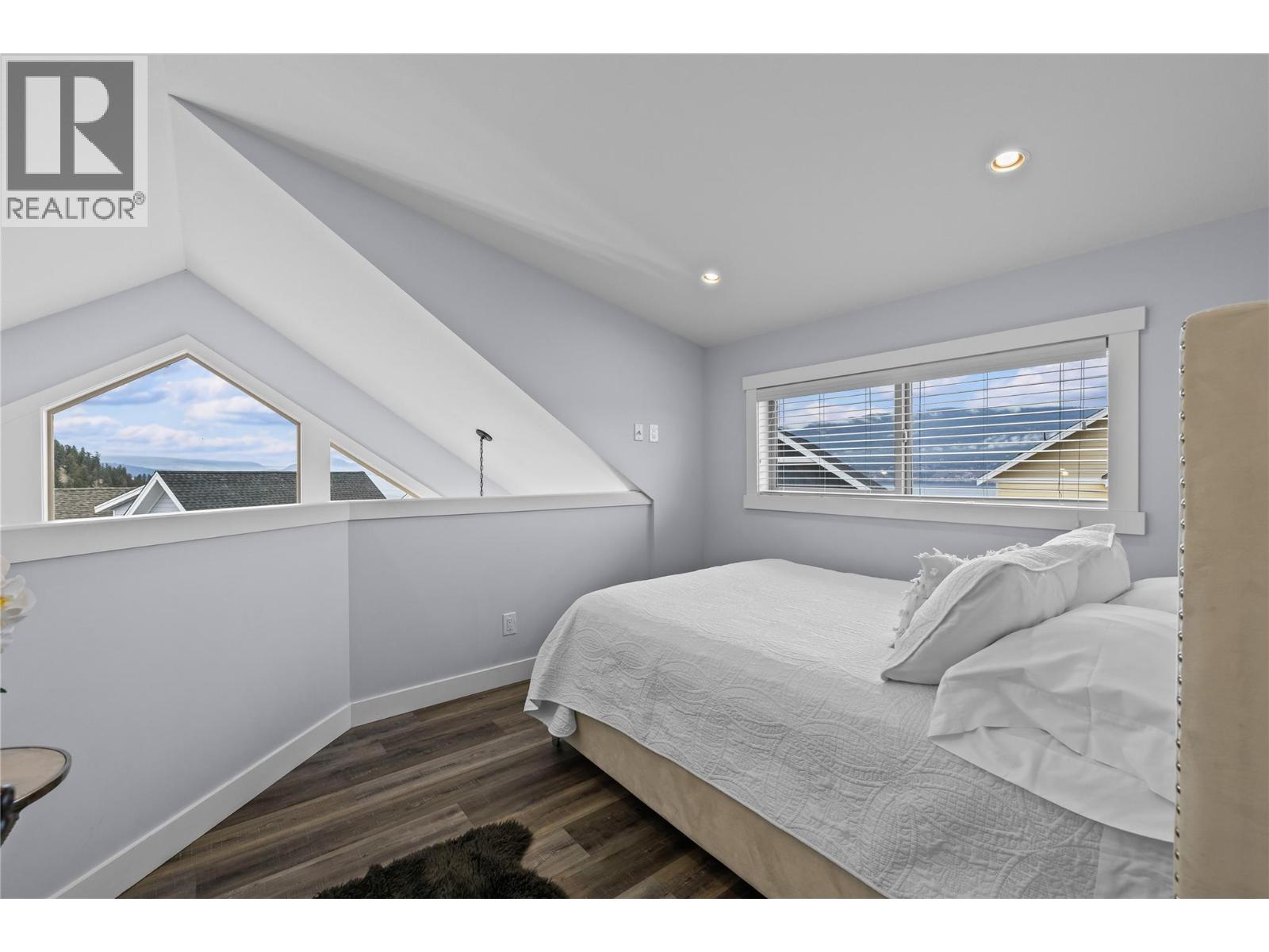 7013 Barcelona Drive Unit# 40