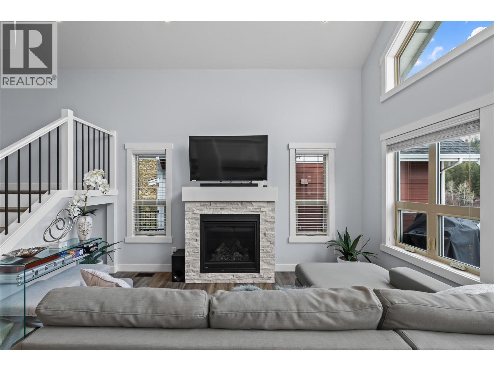 7013 Barcelona Drive Unit# 40