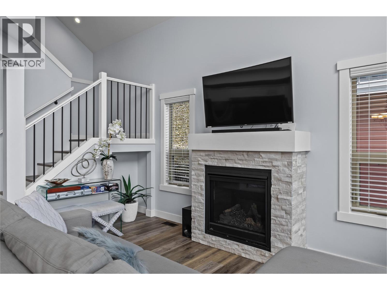 7013 Barcelona Drive Unit# 40