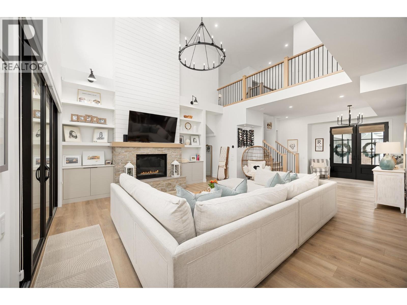 415 Hawk Hill Drive