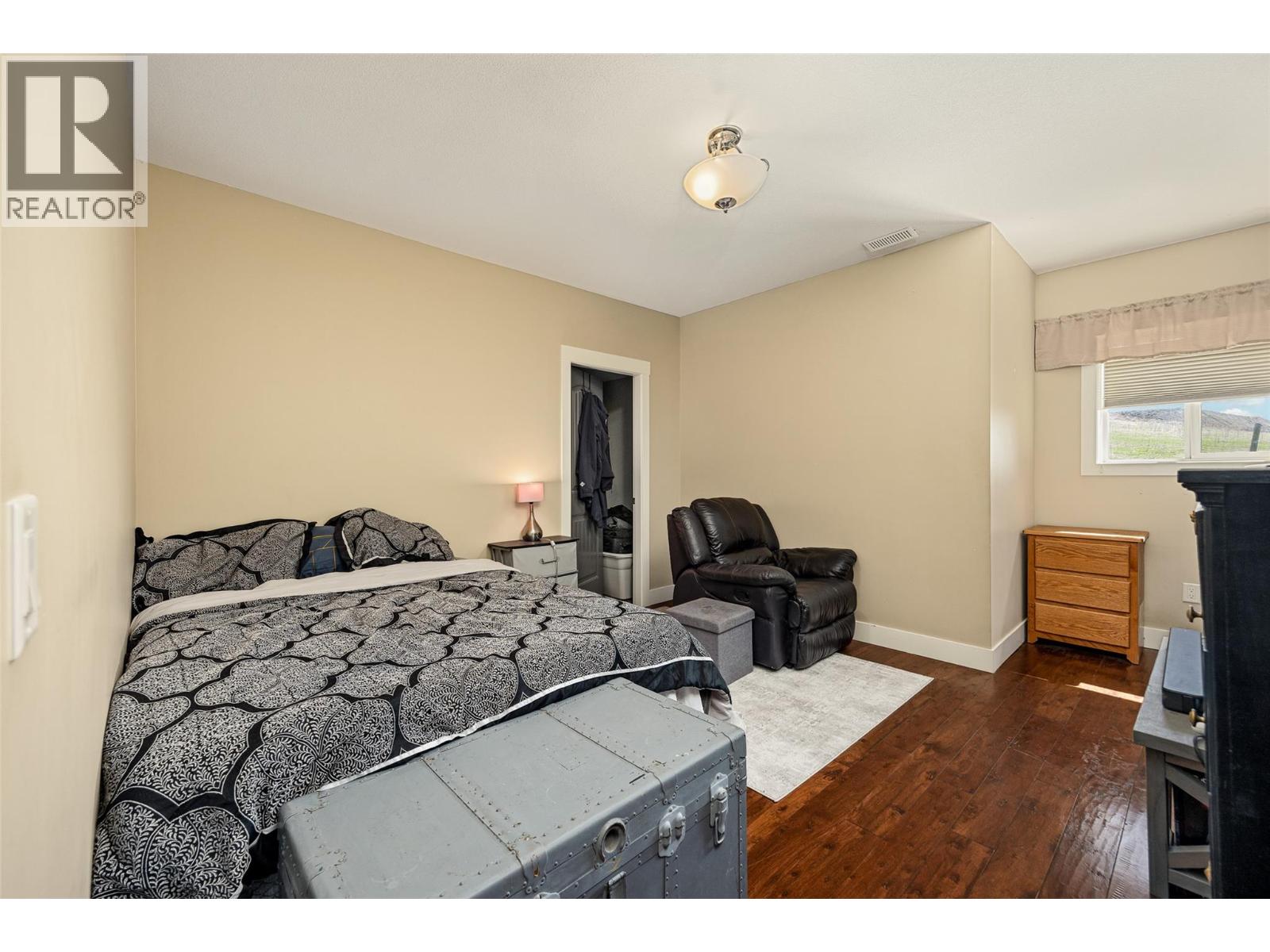 12435 Oyama Road