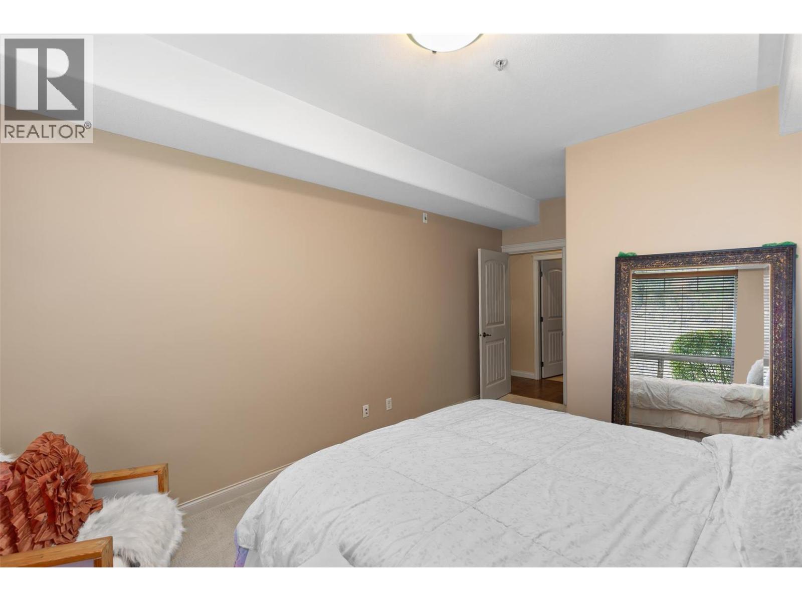 2780 AUBURN Road Unit# 106