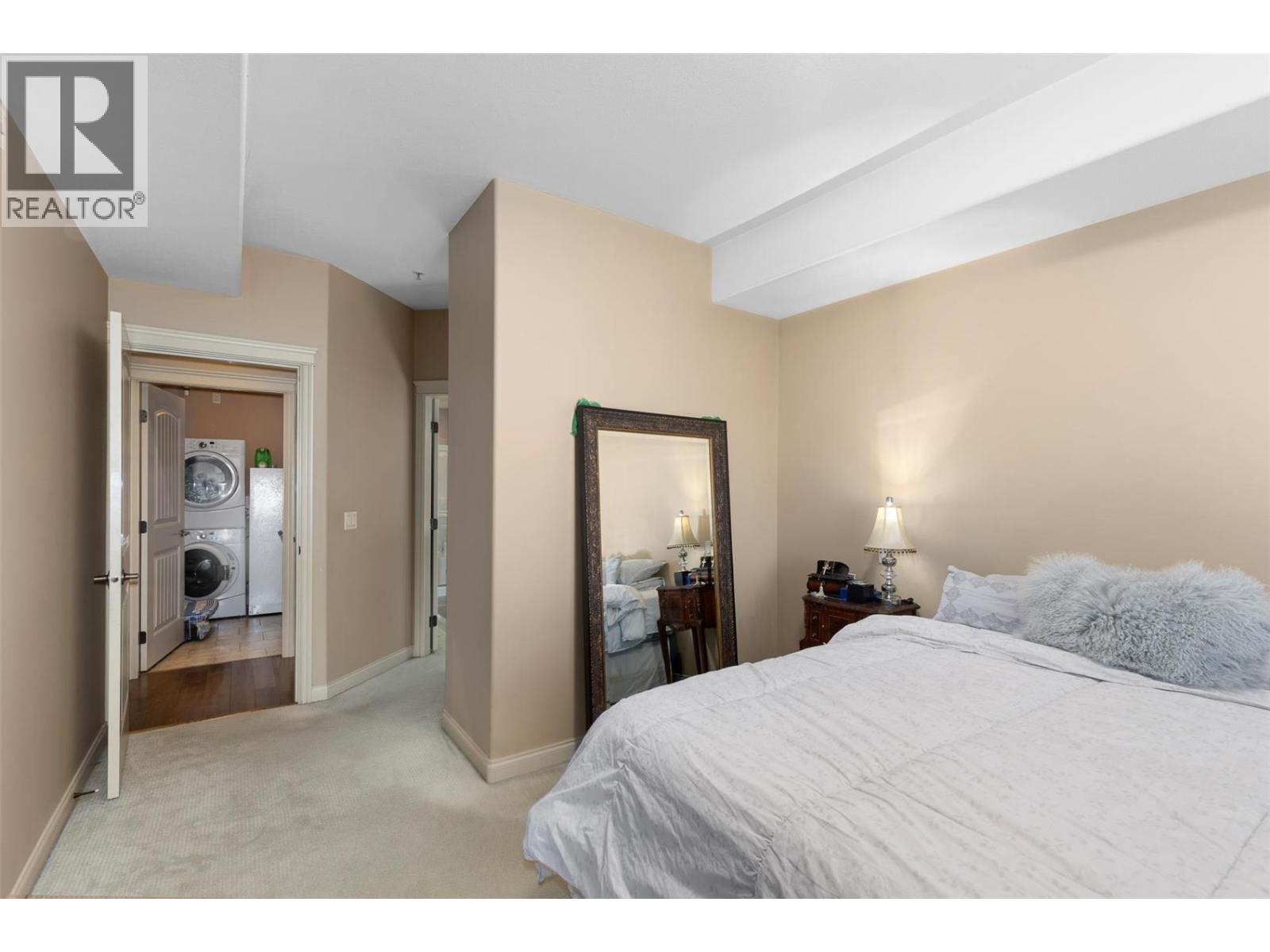 2780 AUBURN Road Unit# 106
