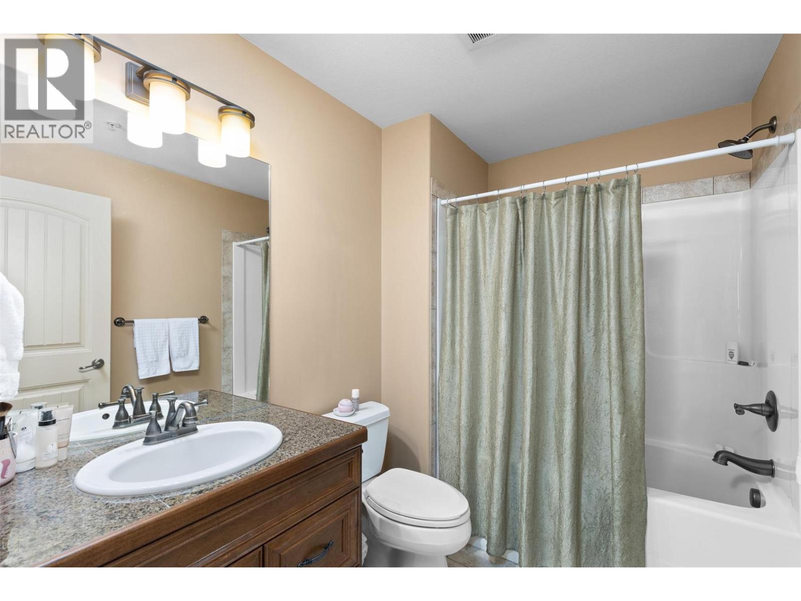 2780 AUBURN Road Unit# 106