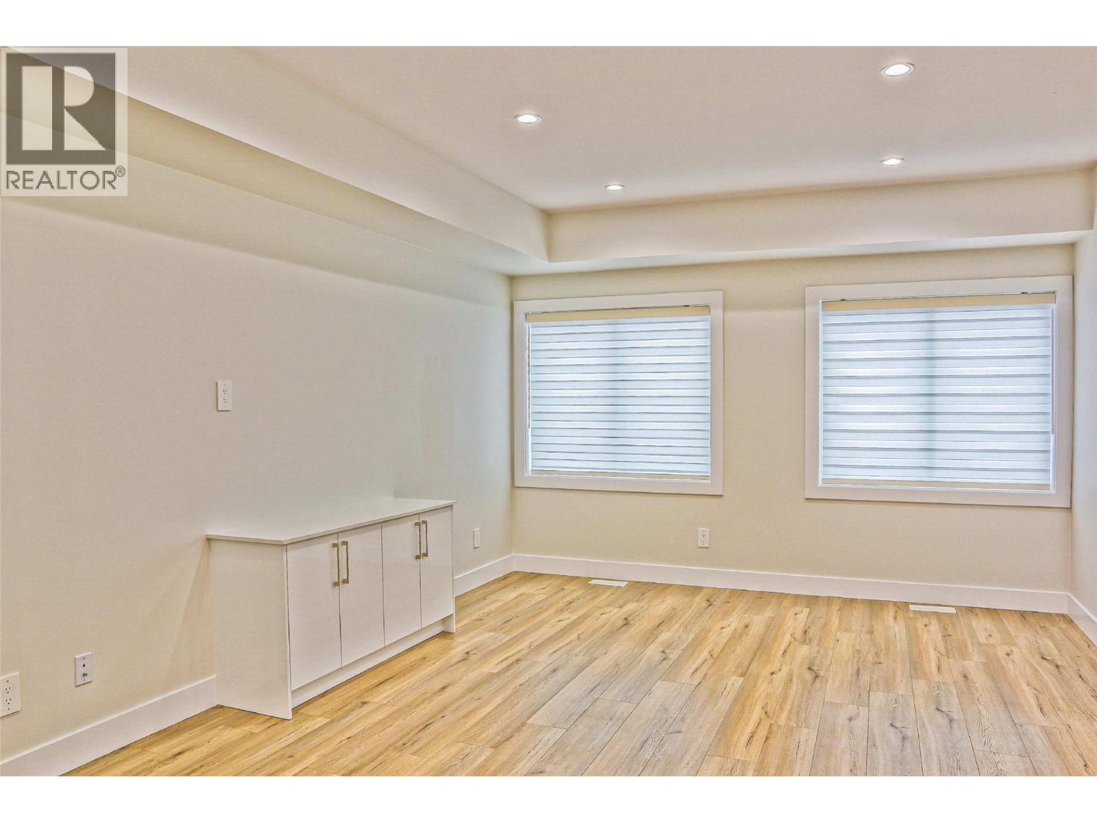 1354 Rutland Road Unit# 13