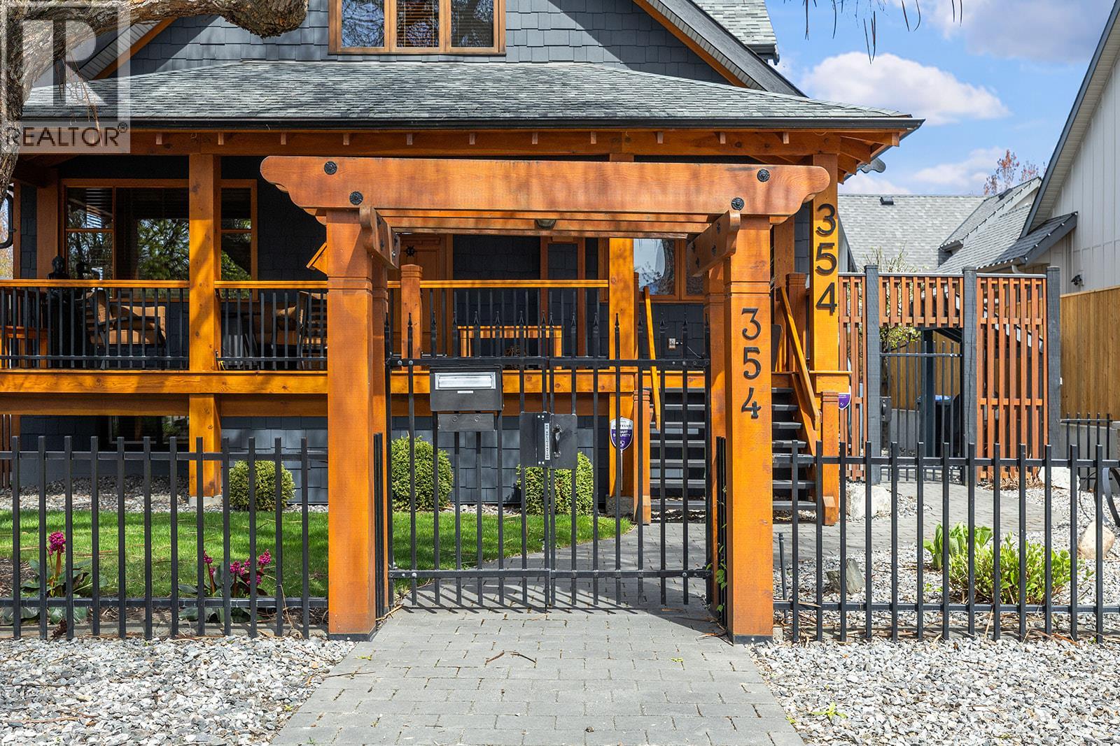 354 Burne Avenue
