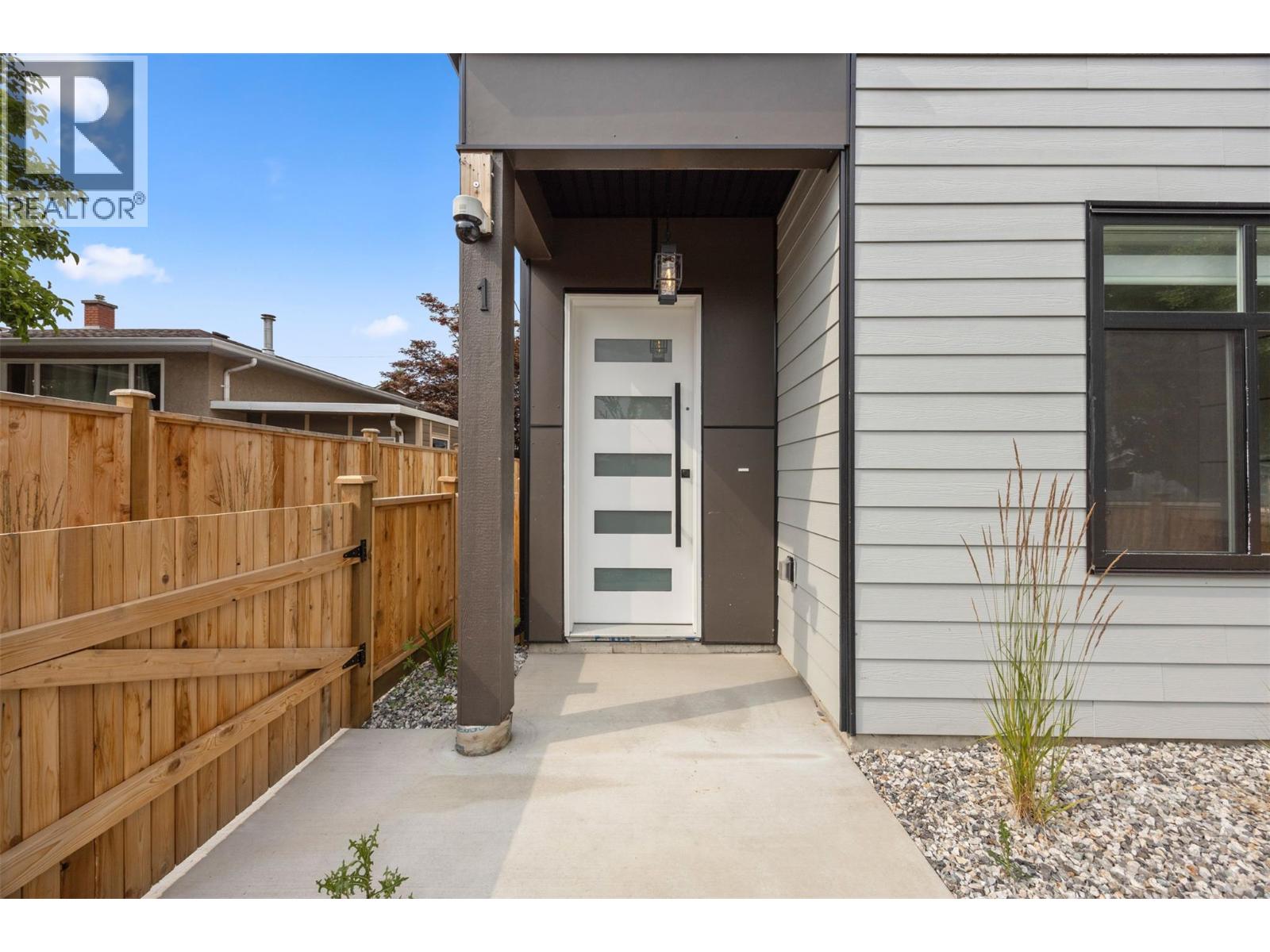 954 Stockwell Avenue Unit# 1