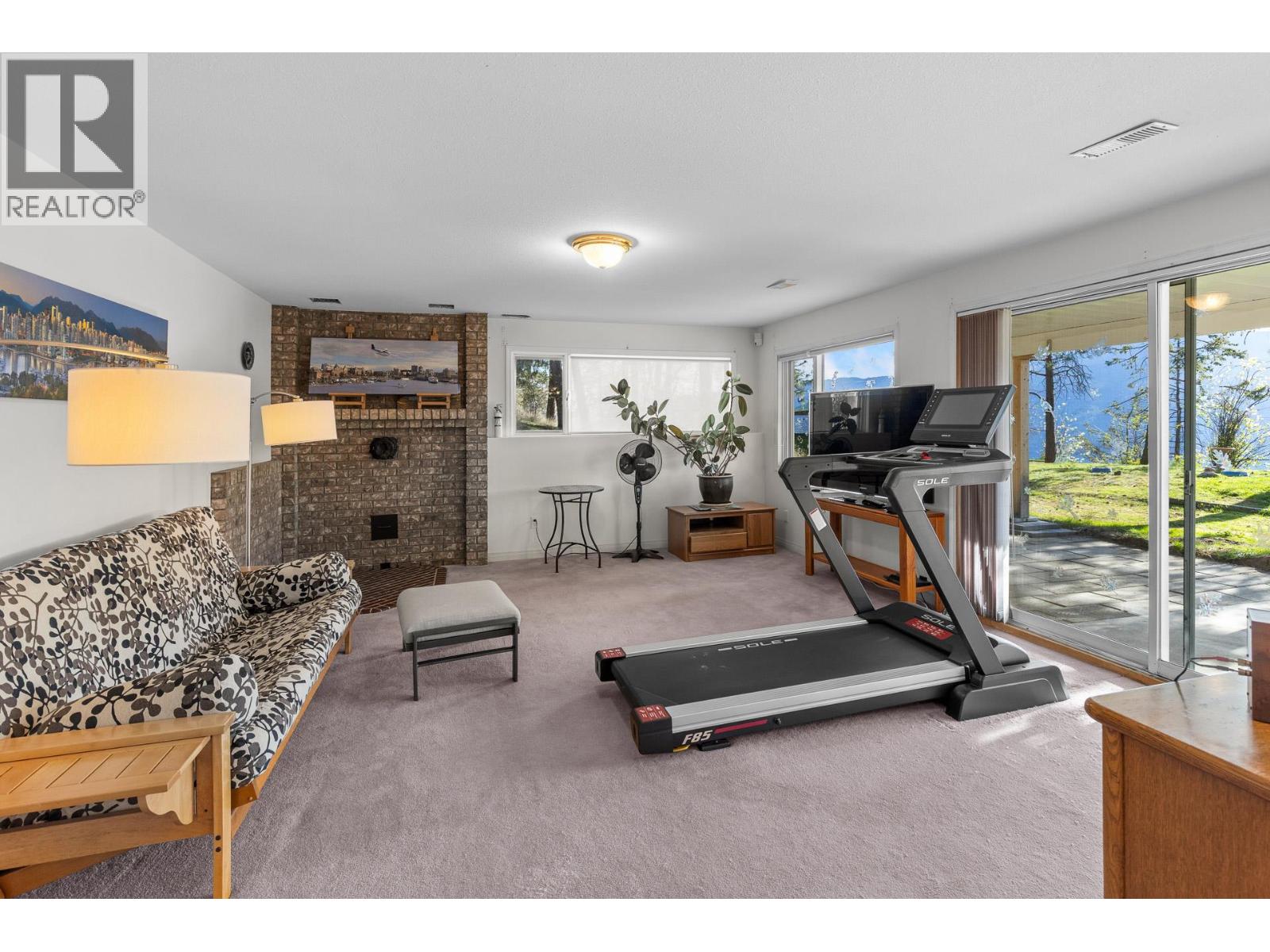 15524 Barkley Road