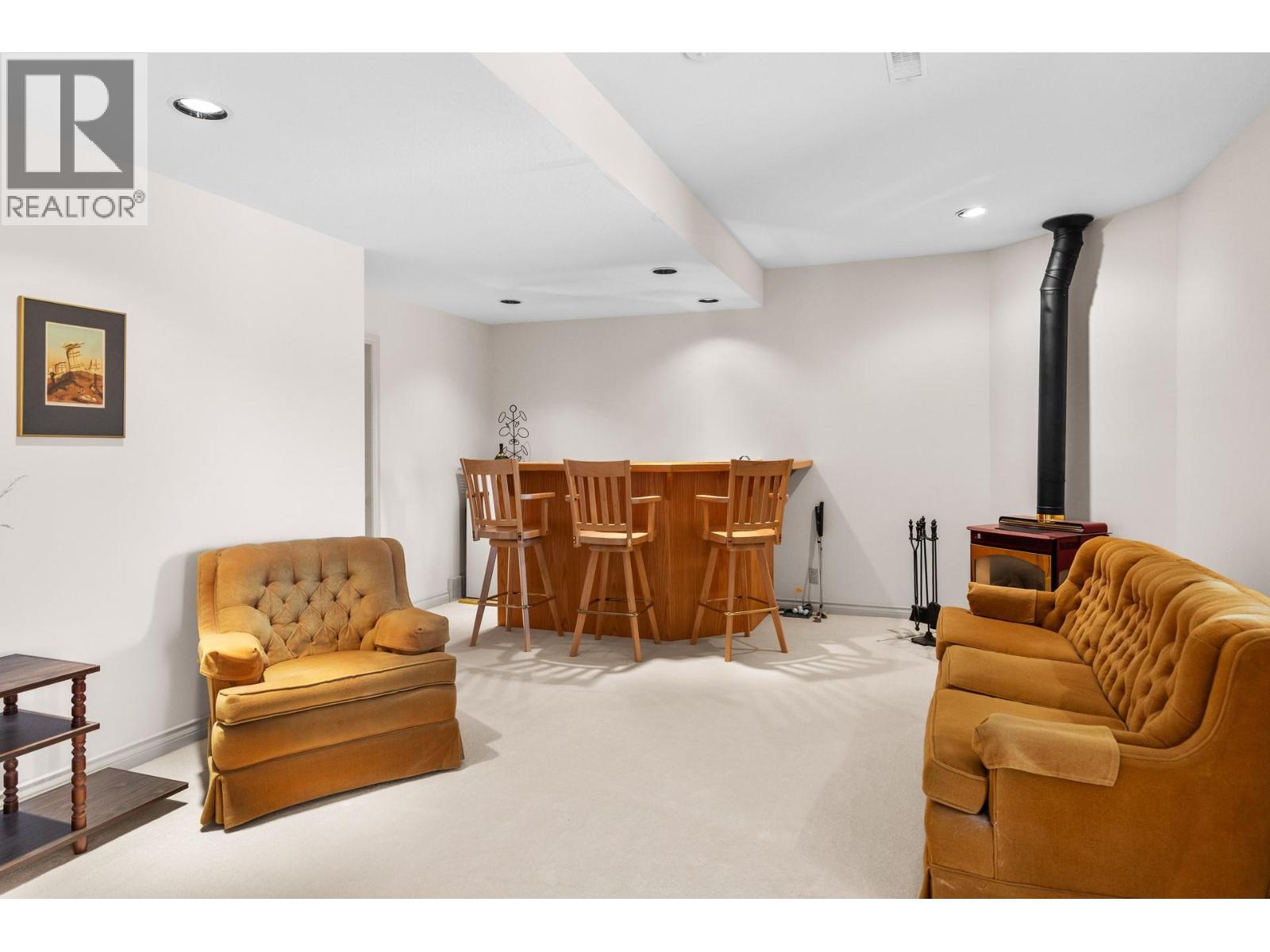 307 Sandpiper Court