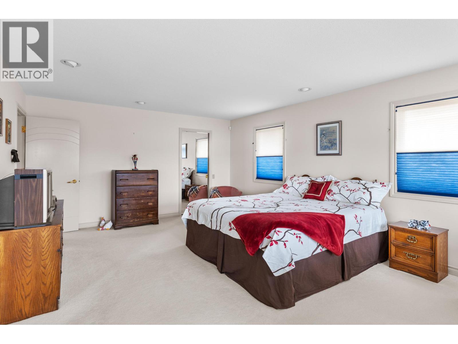 307 Sandpiper Court
