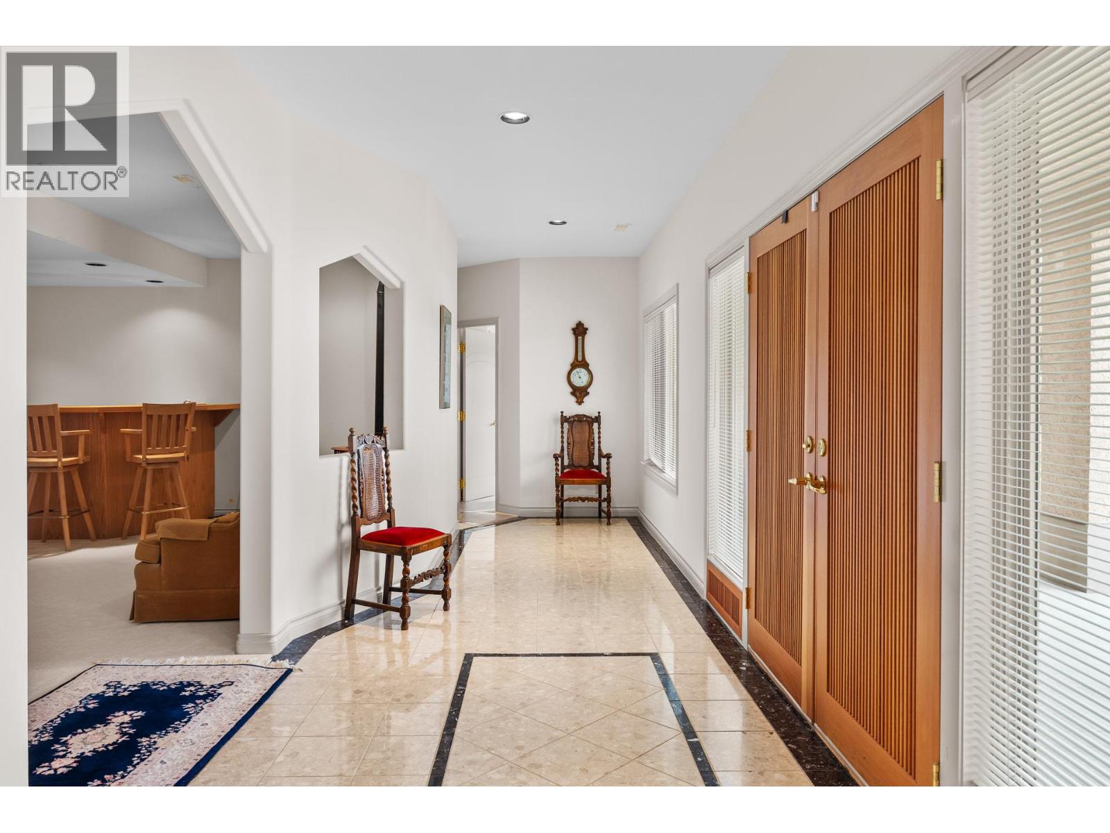 307 Sandpiper Court