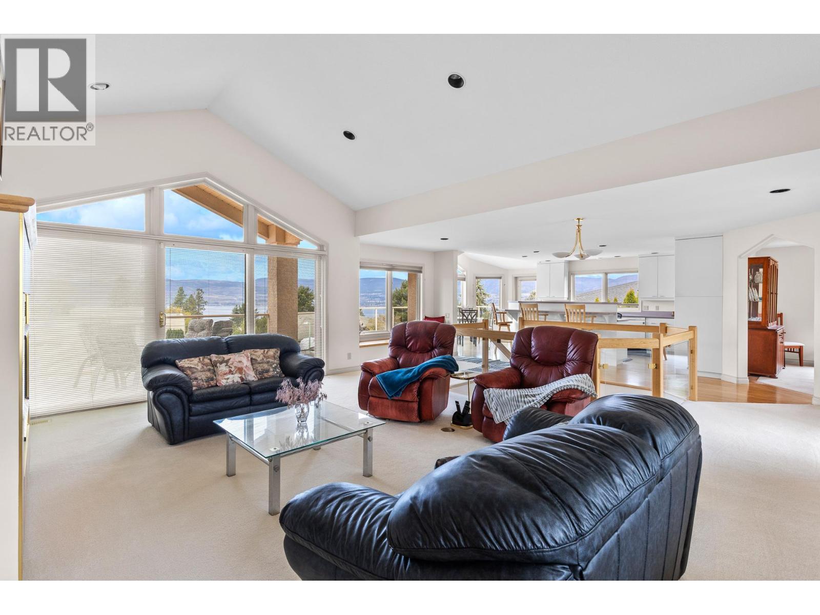 307 Sandpiper Court