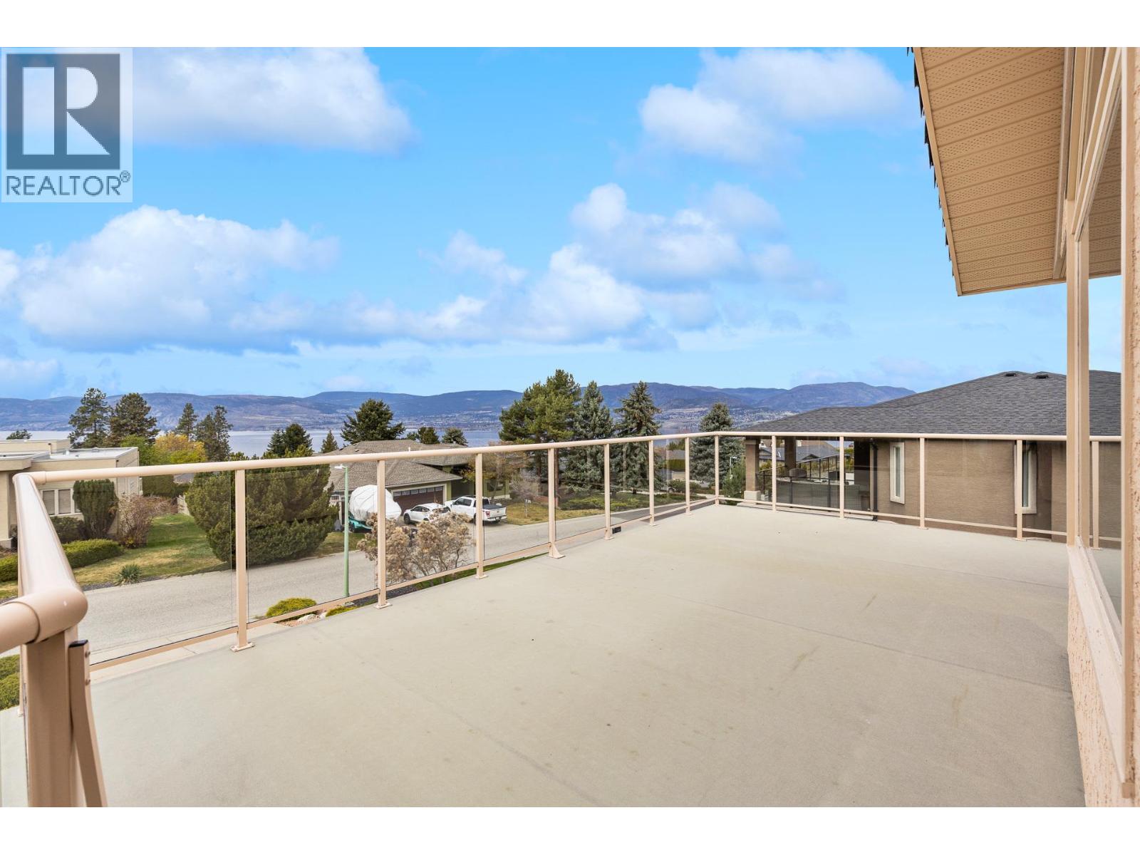 307 Sandpiper Court