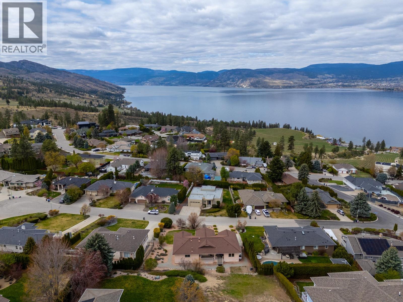 307 Sandpiper Court