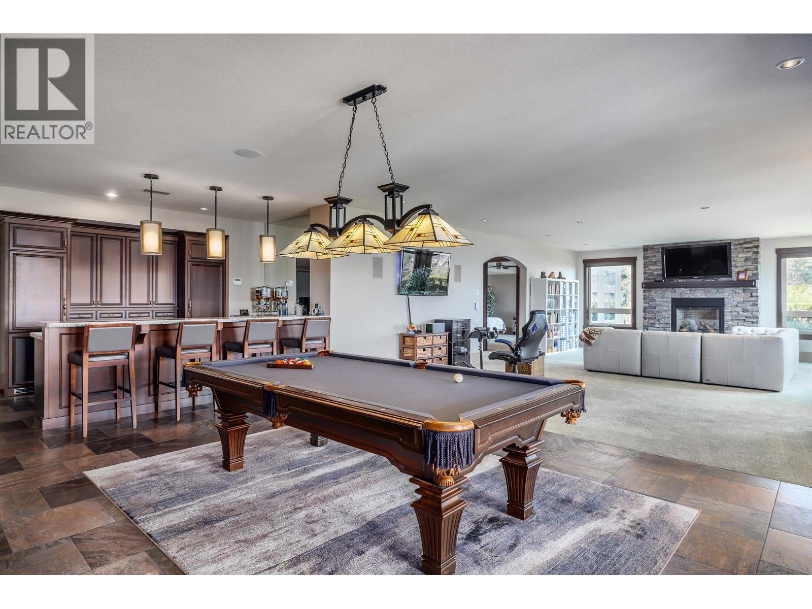 1524 Vineyard Drive