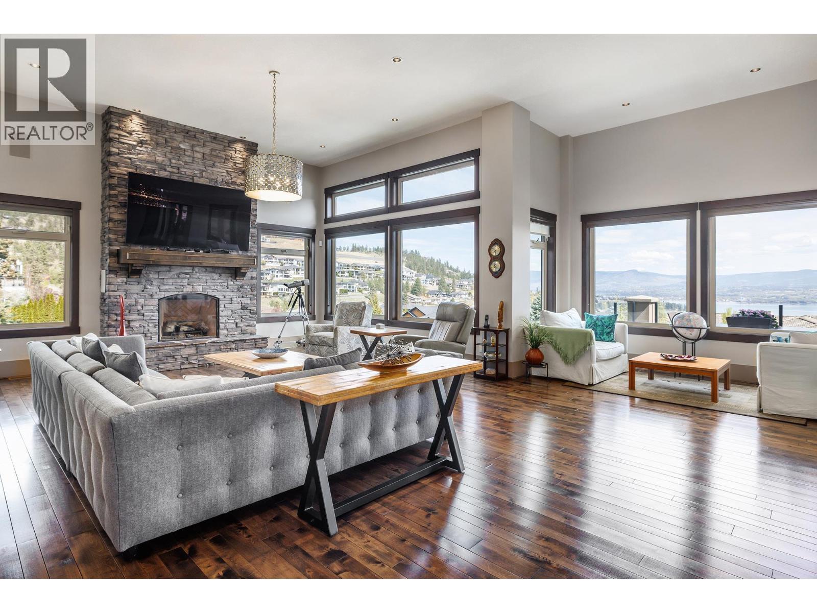 1524 Vineyard Drive