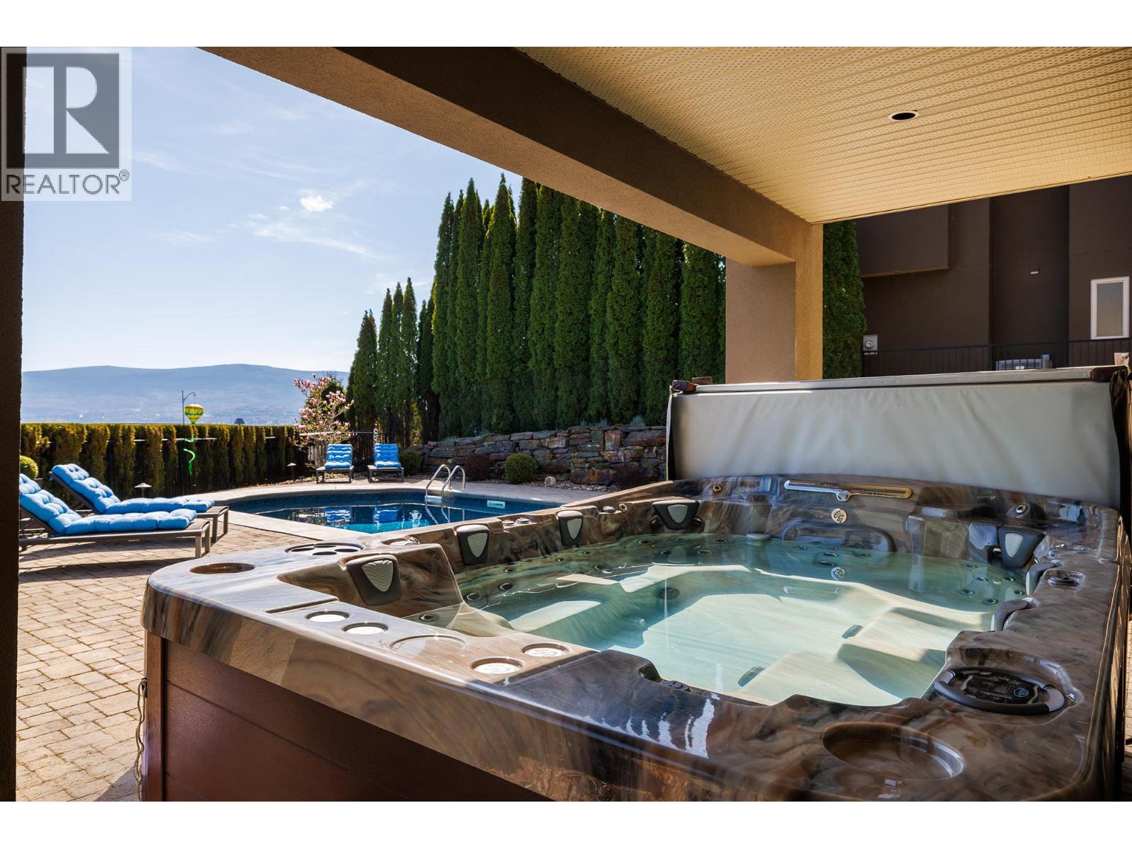 1524 Vineyard Drive