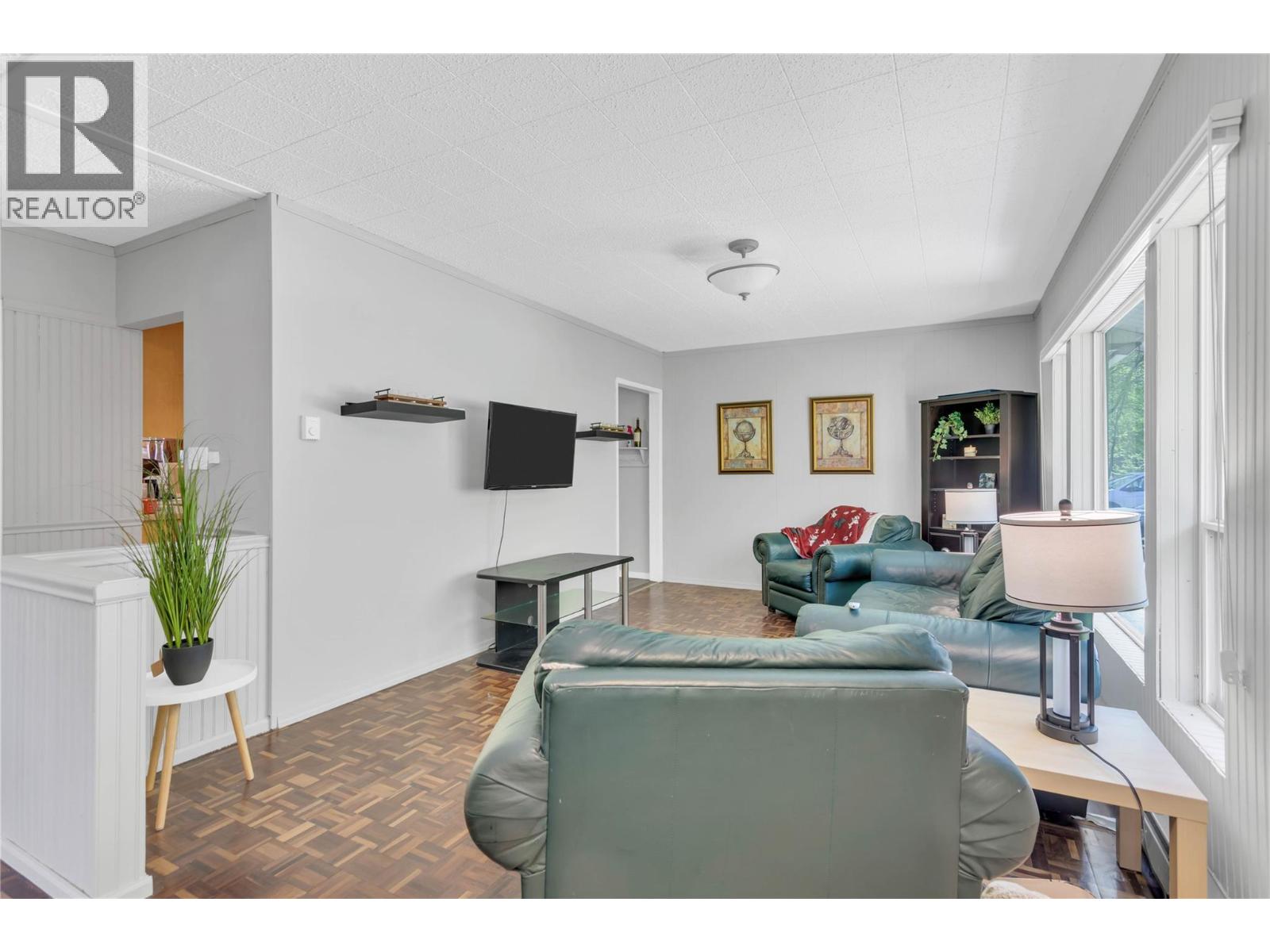365 Clifton Road