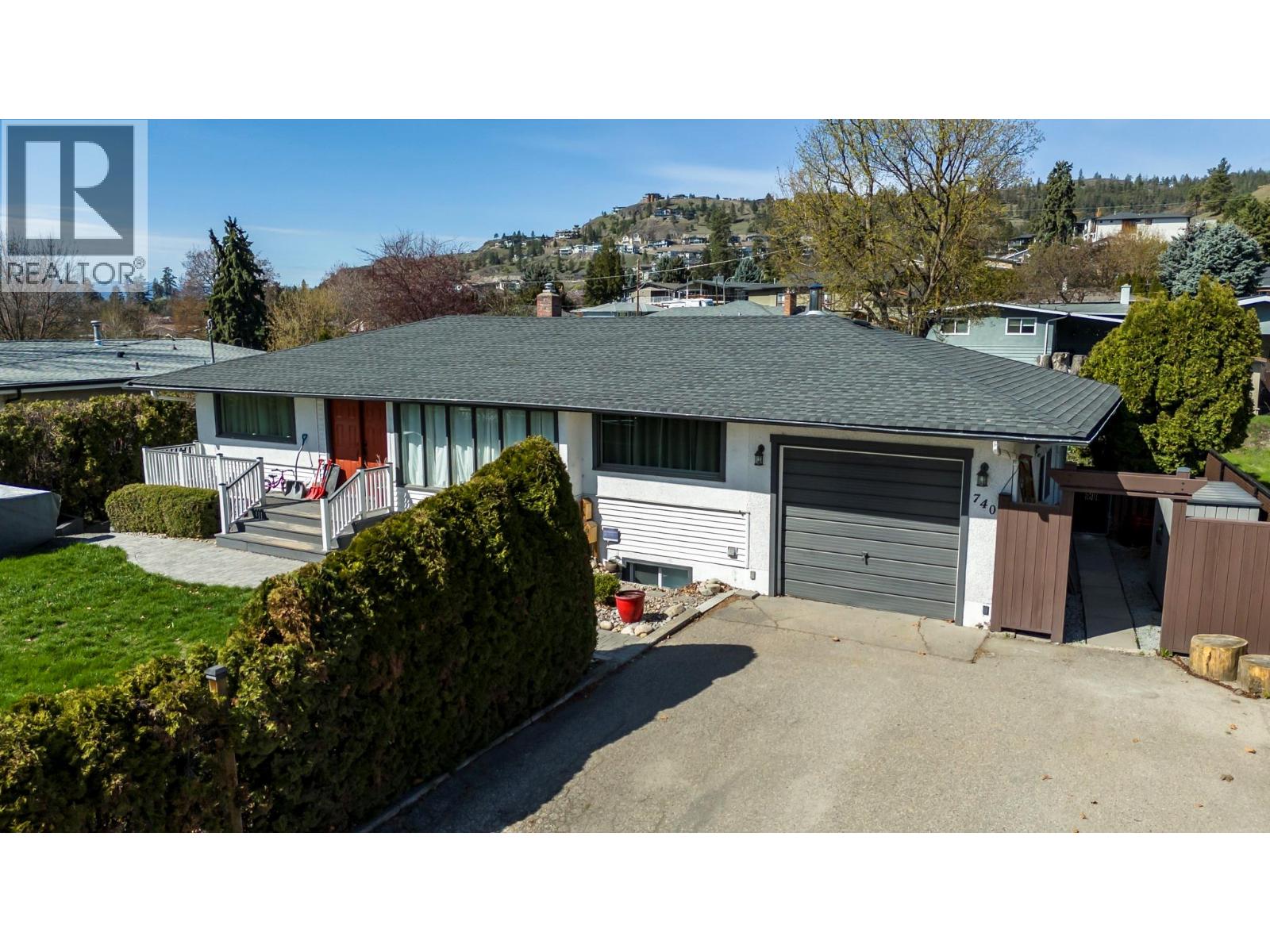 740 Glenmore Drive