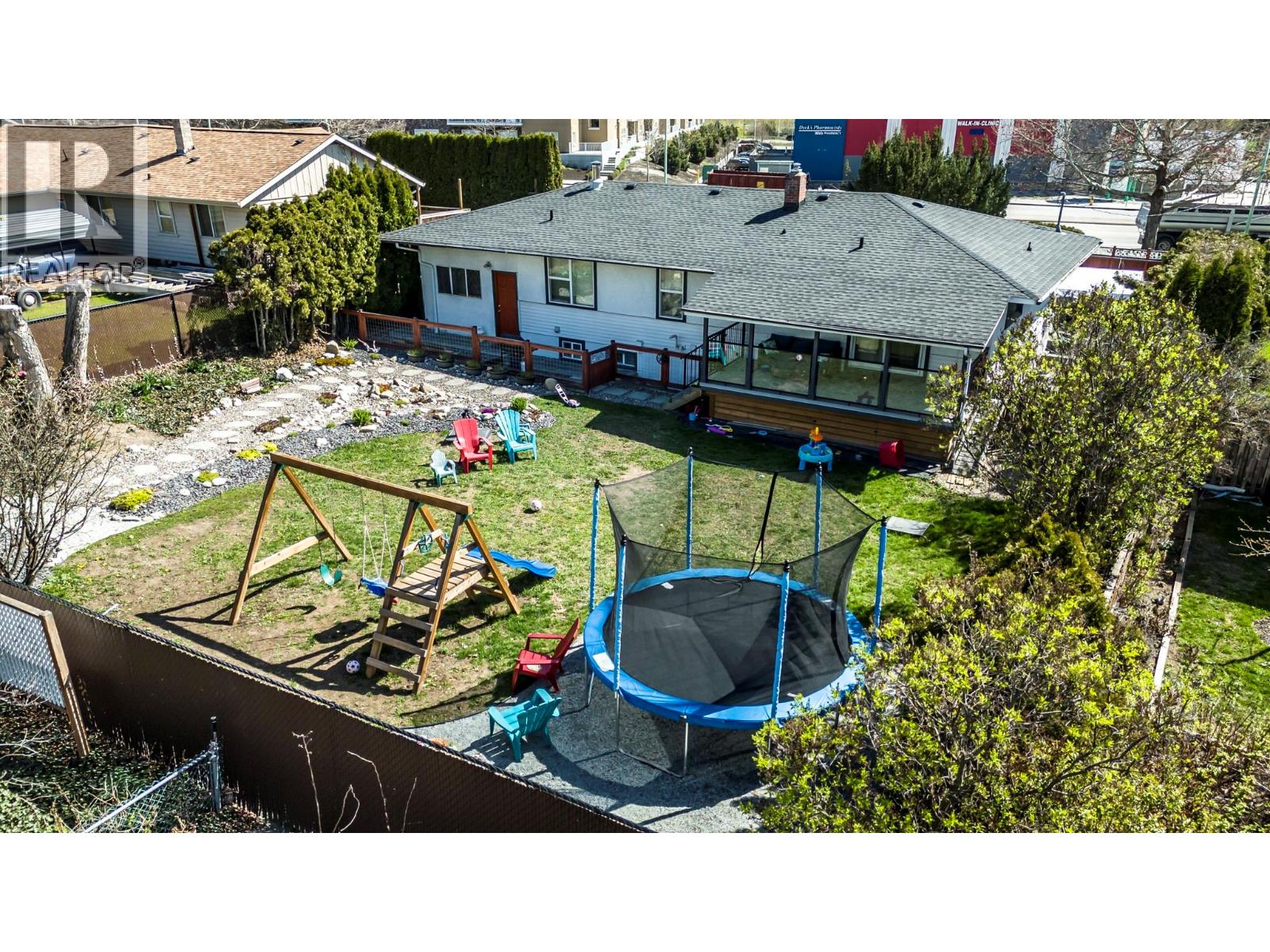740 Glenmore Drive