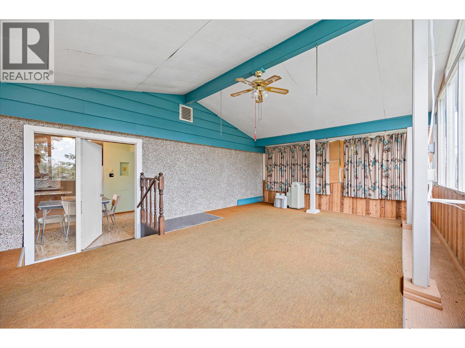 4693 Raymer Road