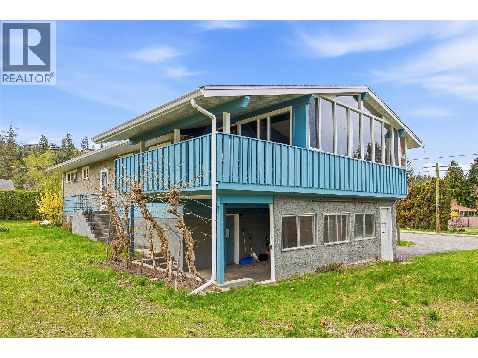 4693 Raymer Road