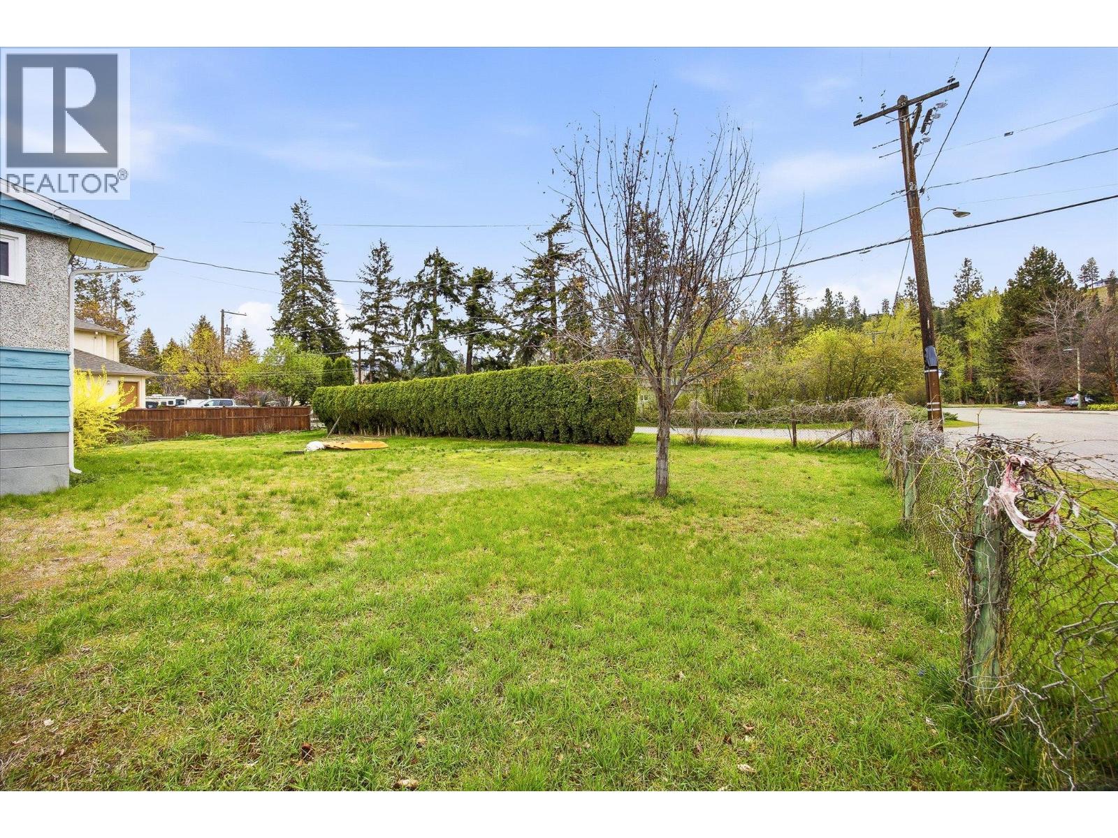 4693 Raymer Road