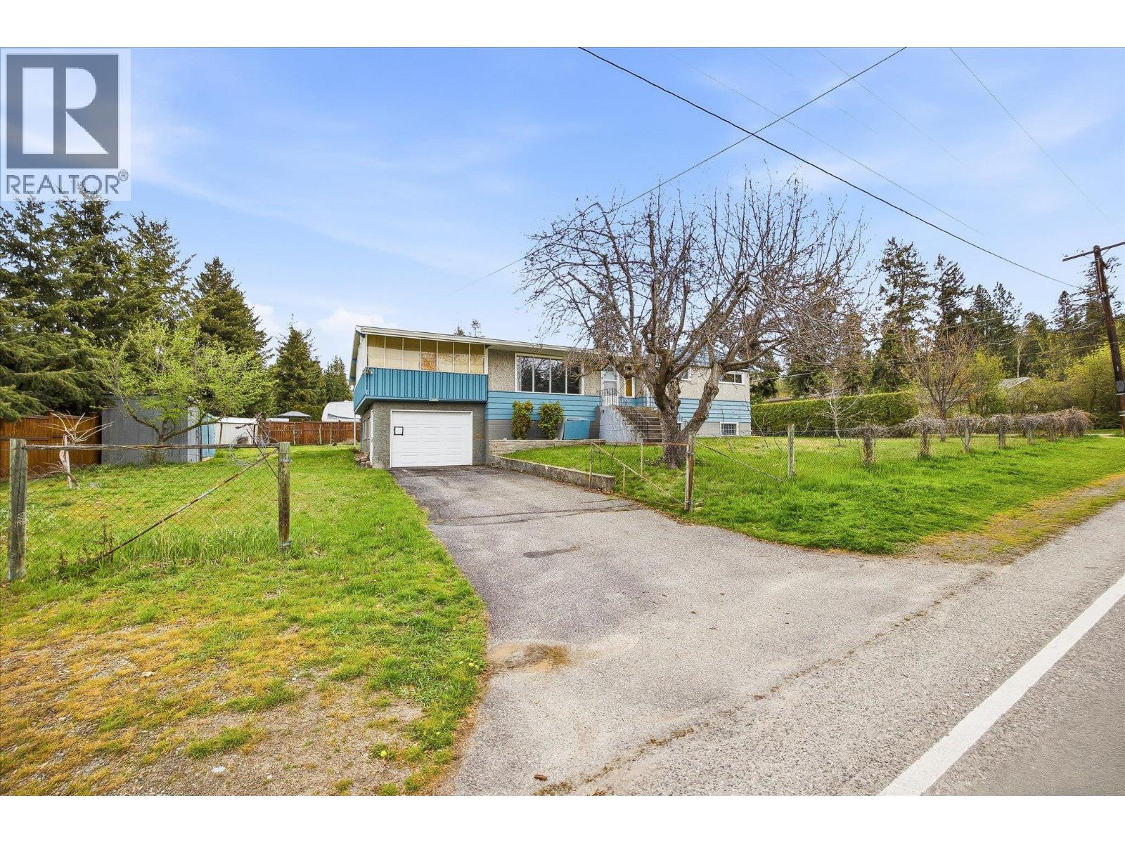 4693 Raymer Road