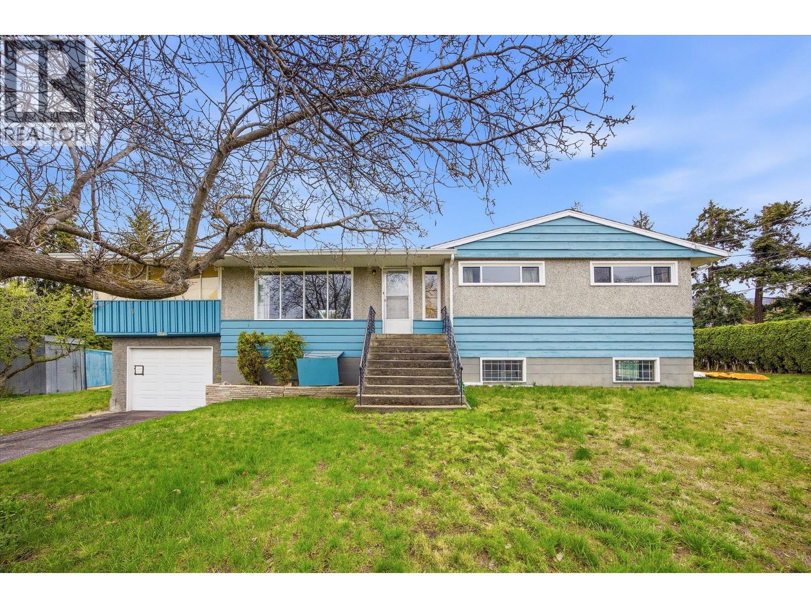 4693 Raymer Road