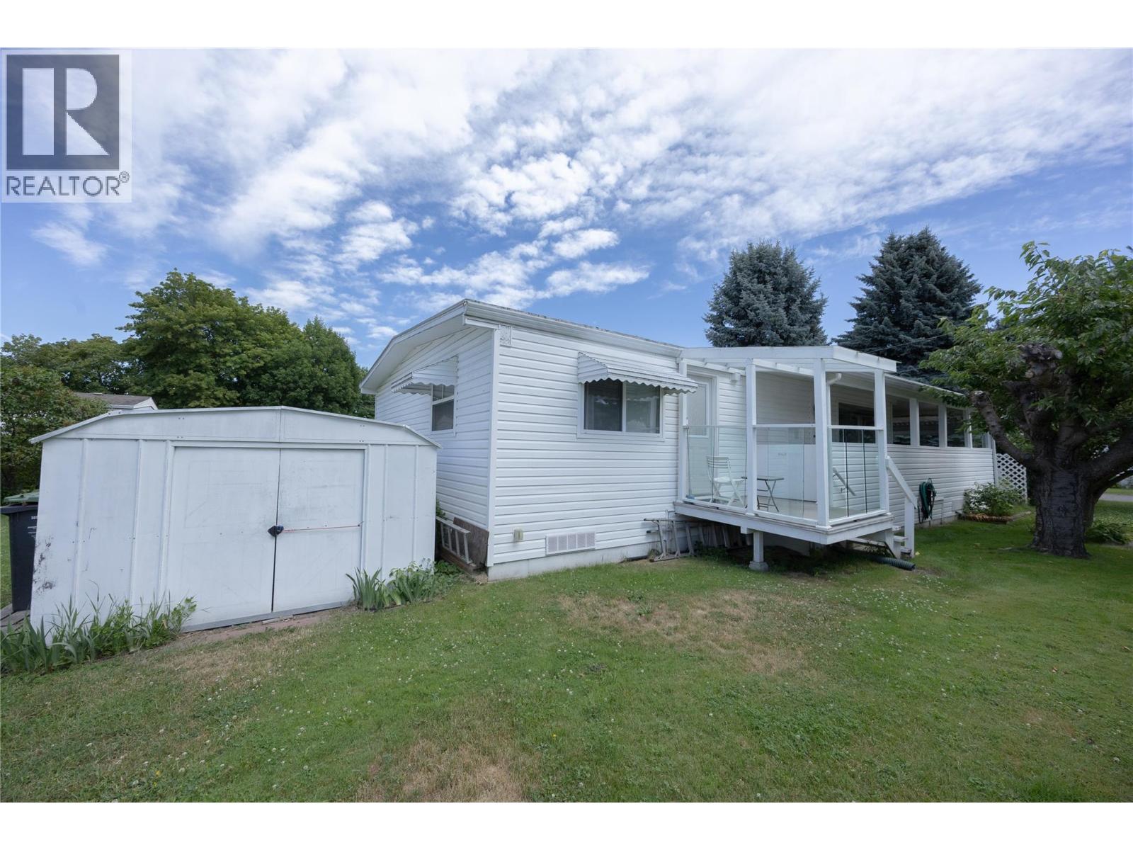 3535 Casorso Road Unit# 85