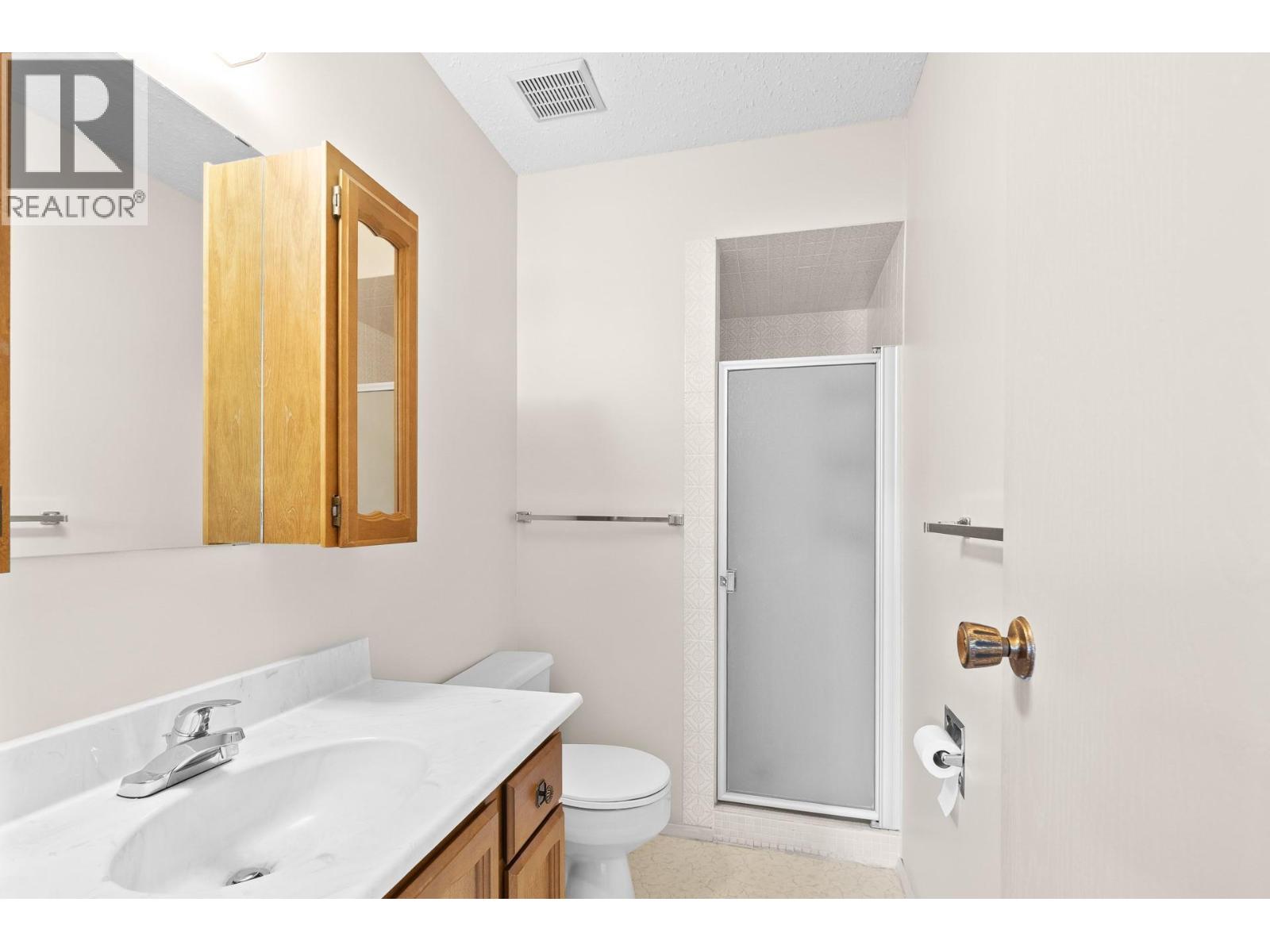 555 Rowcliffe Avenue Unit# 406