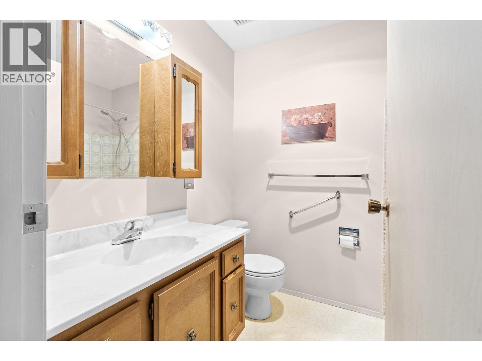 555 Rowcliffe Avenue Unit# 406
