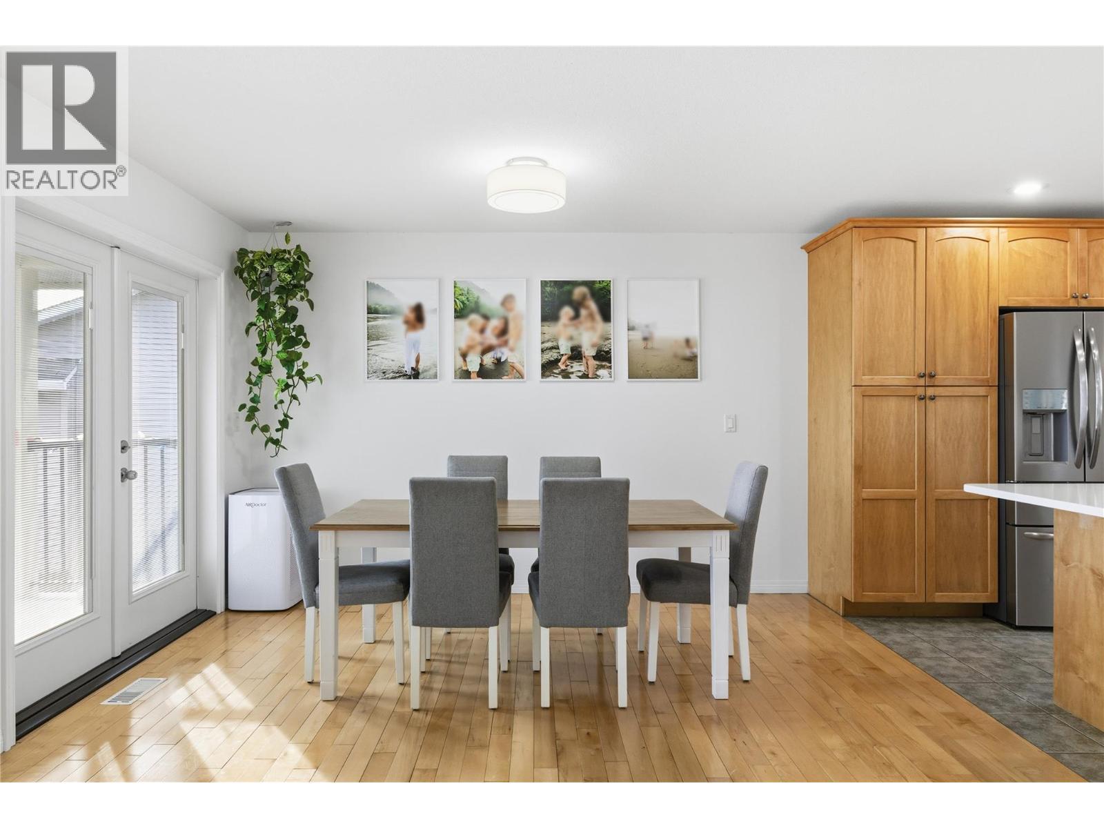 1492 Longley Crescent
