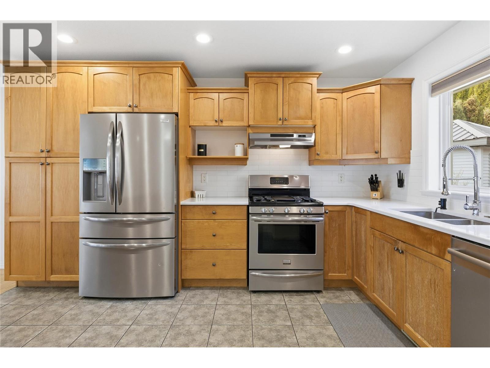 1492 Longley Crescent