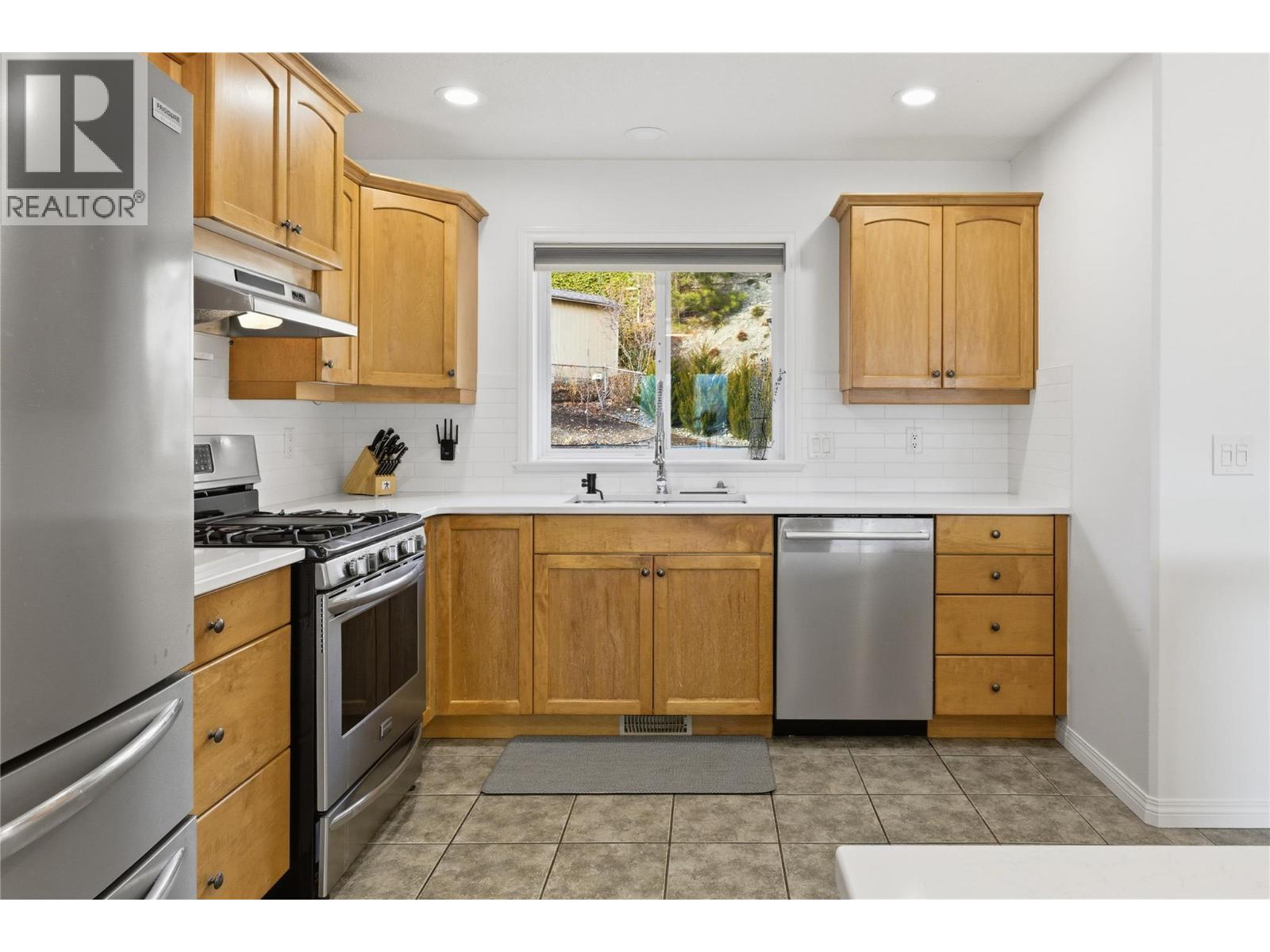 1492 Longley Crescent
