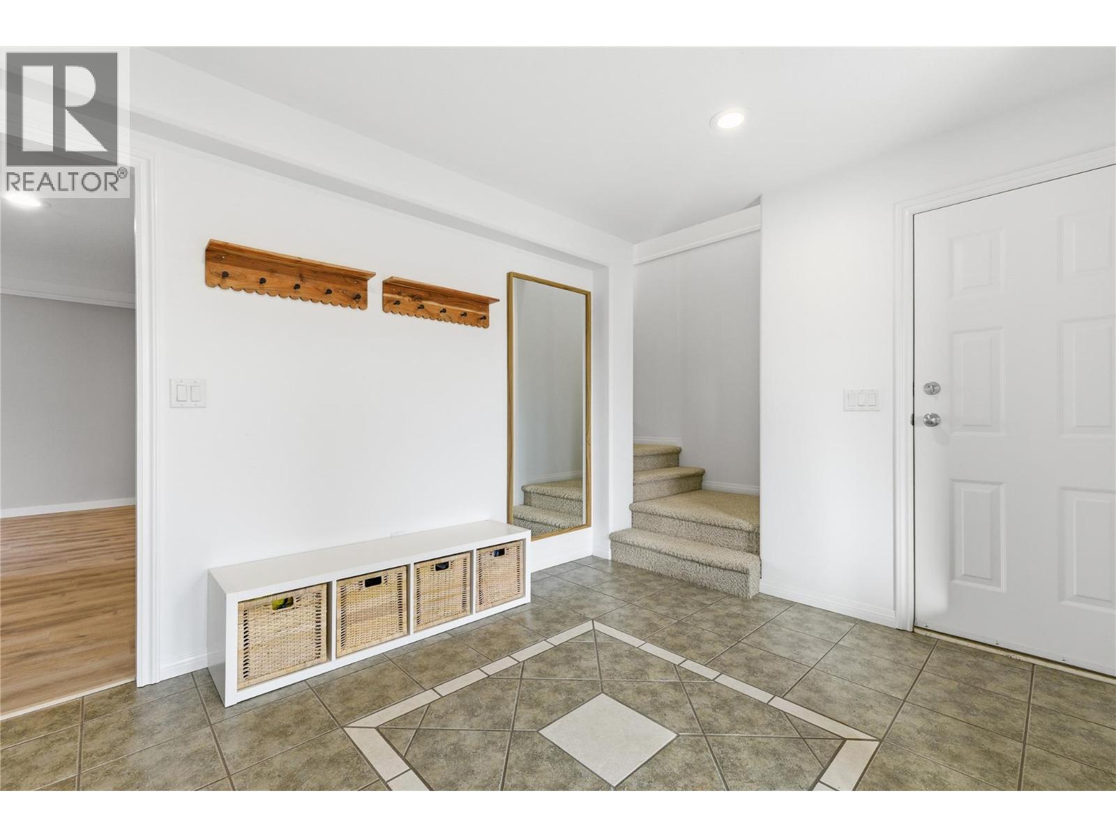 1492 Longley Crescent