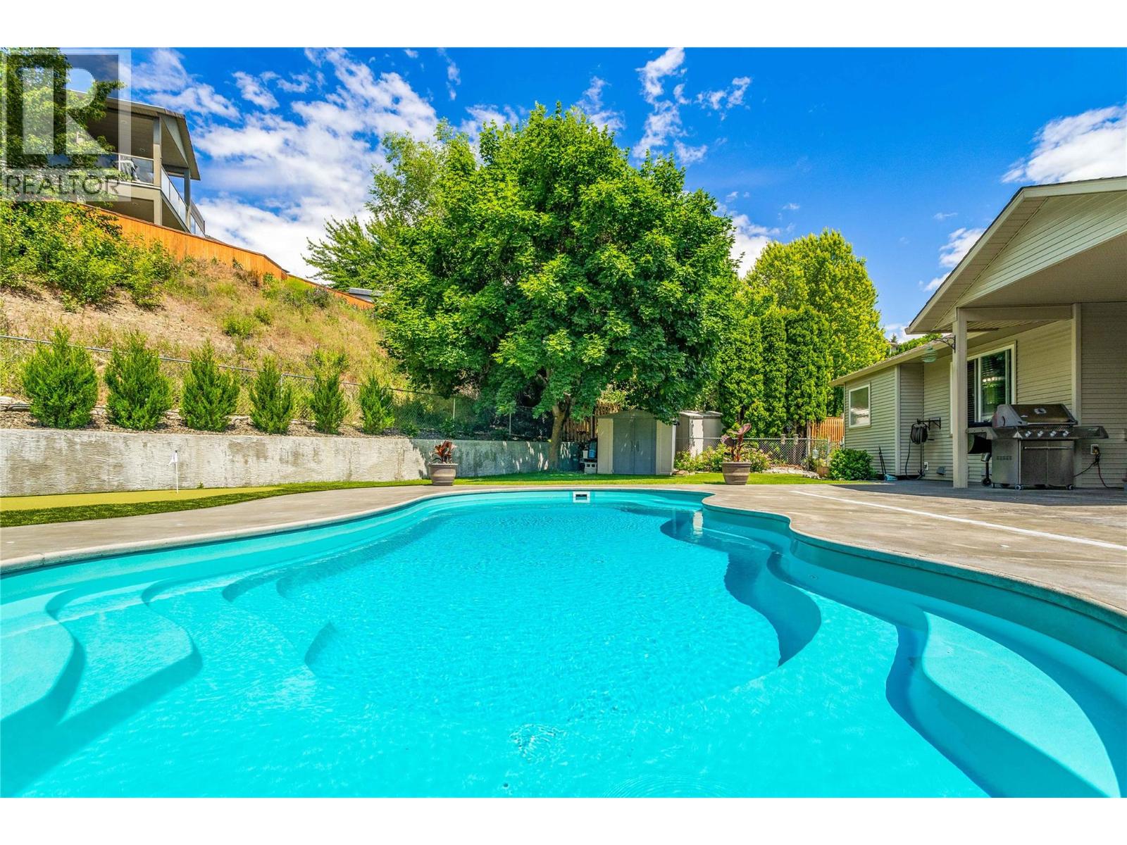 1492 Longley Crescent