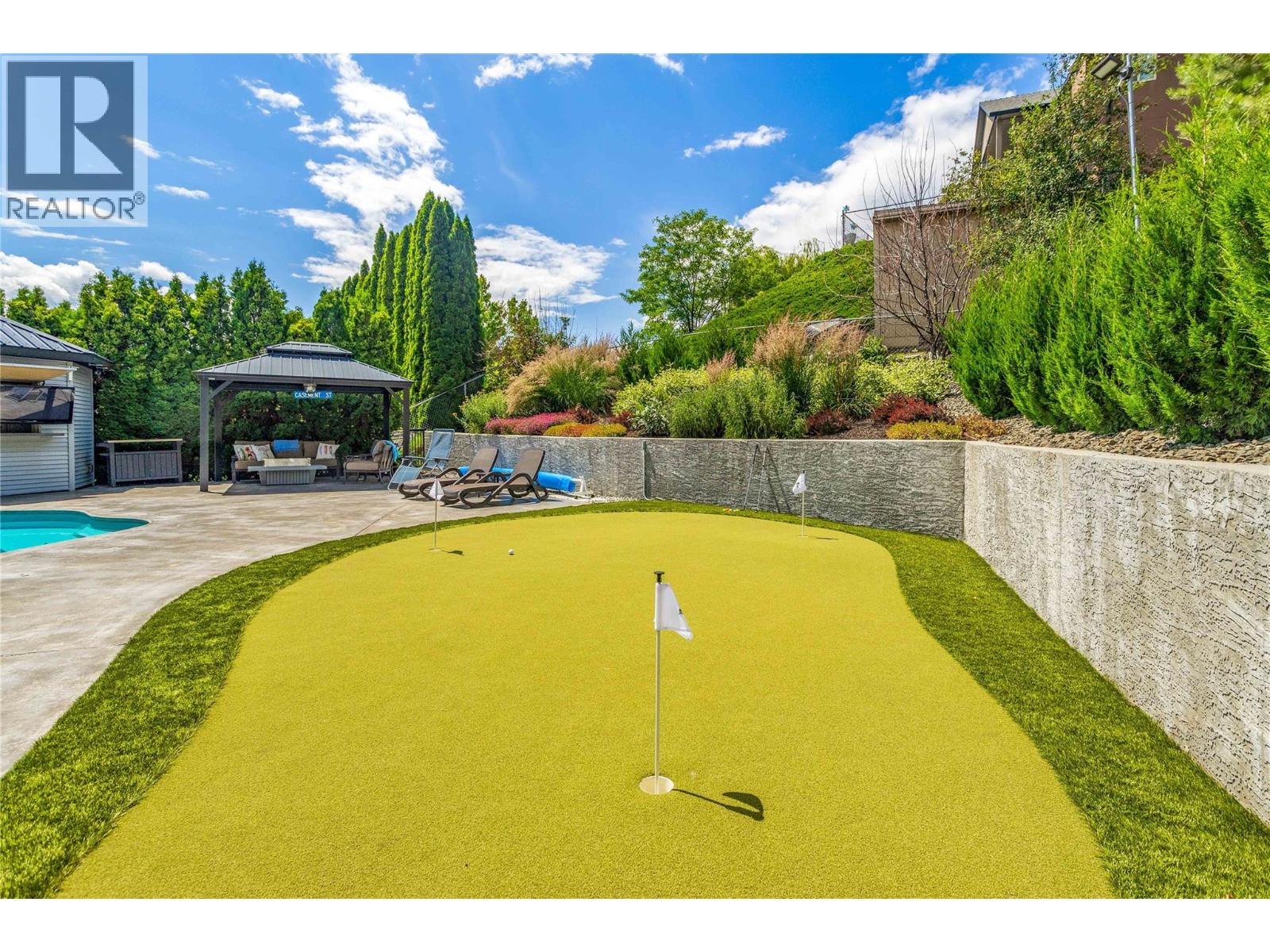 1492 Longley Crescent