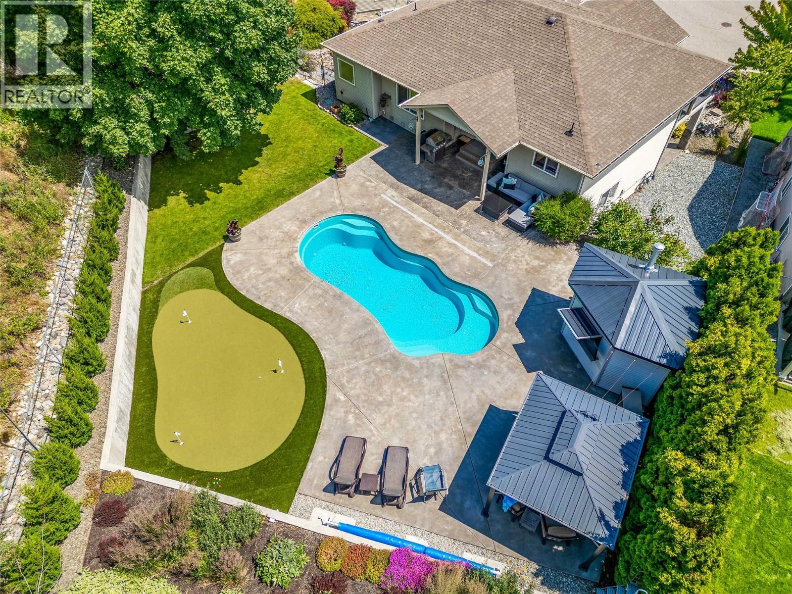1492 Longley Crescent