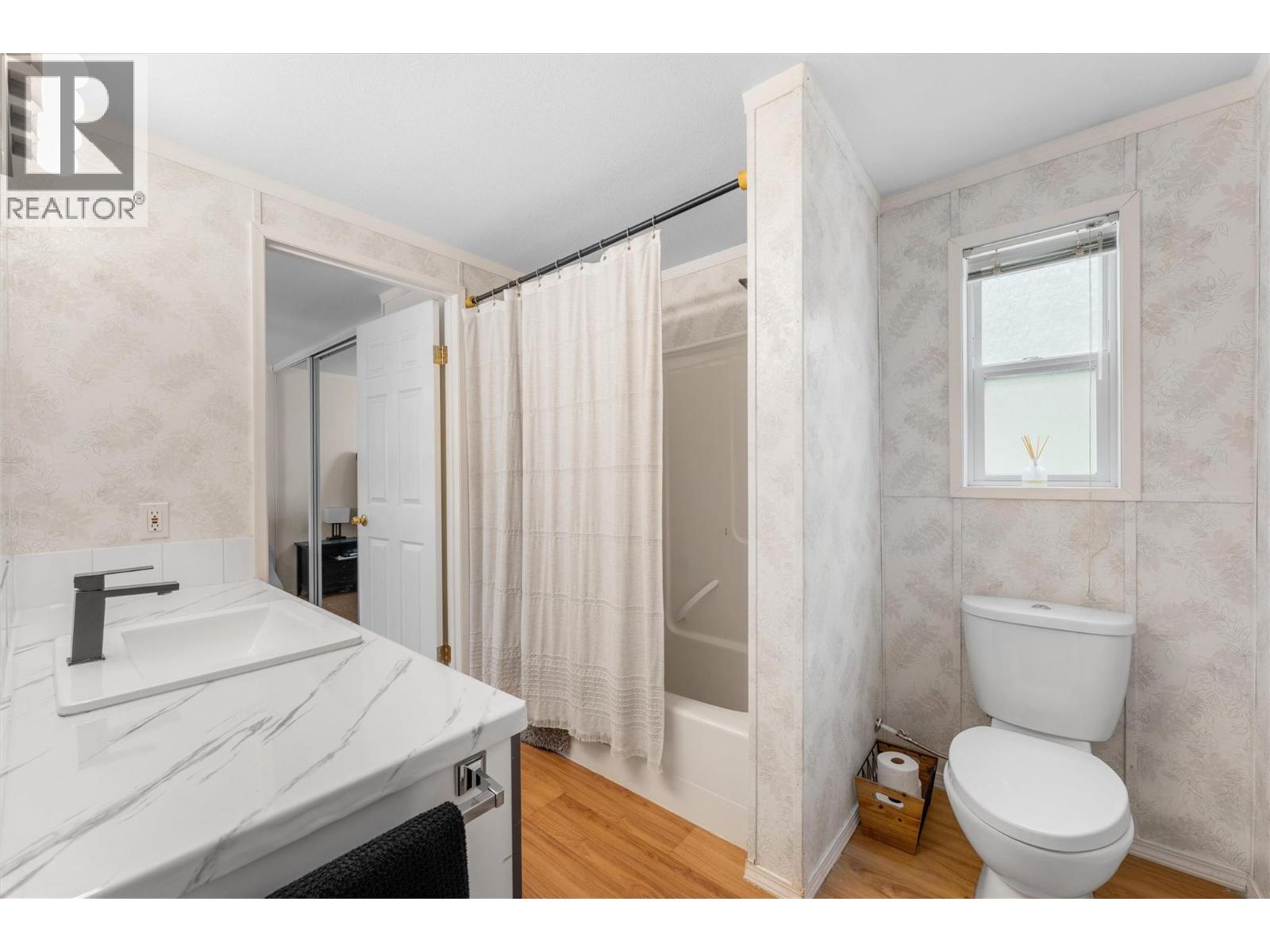1699 Ross Road Unit# 101