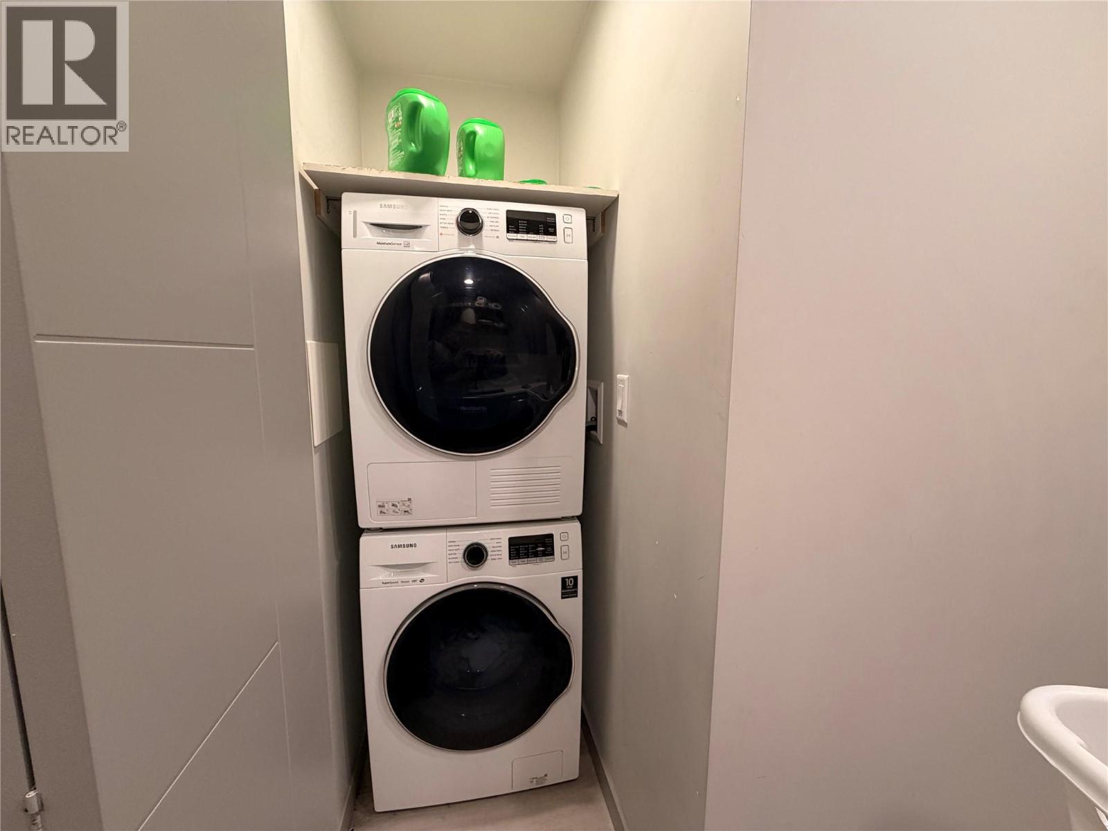345 Dougall Road N Unit# PH14