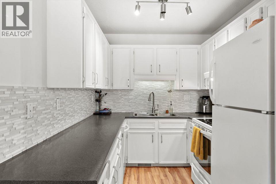 3155 Gordon Drive Unit# 304
