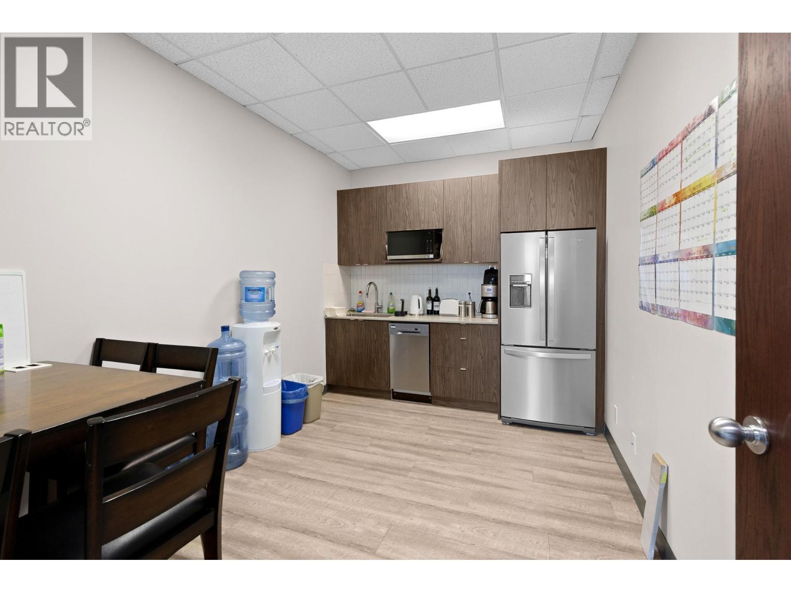 3275 Lakeshore Road Unit# 302