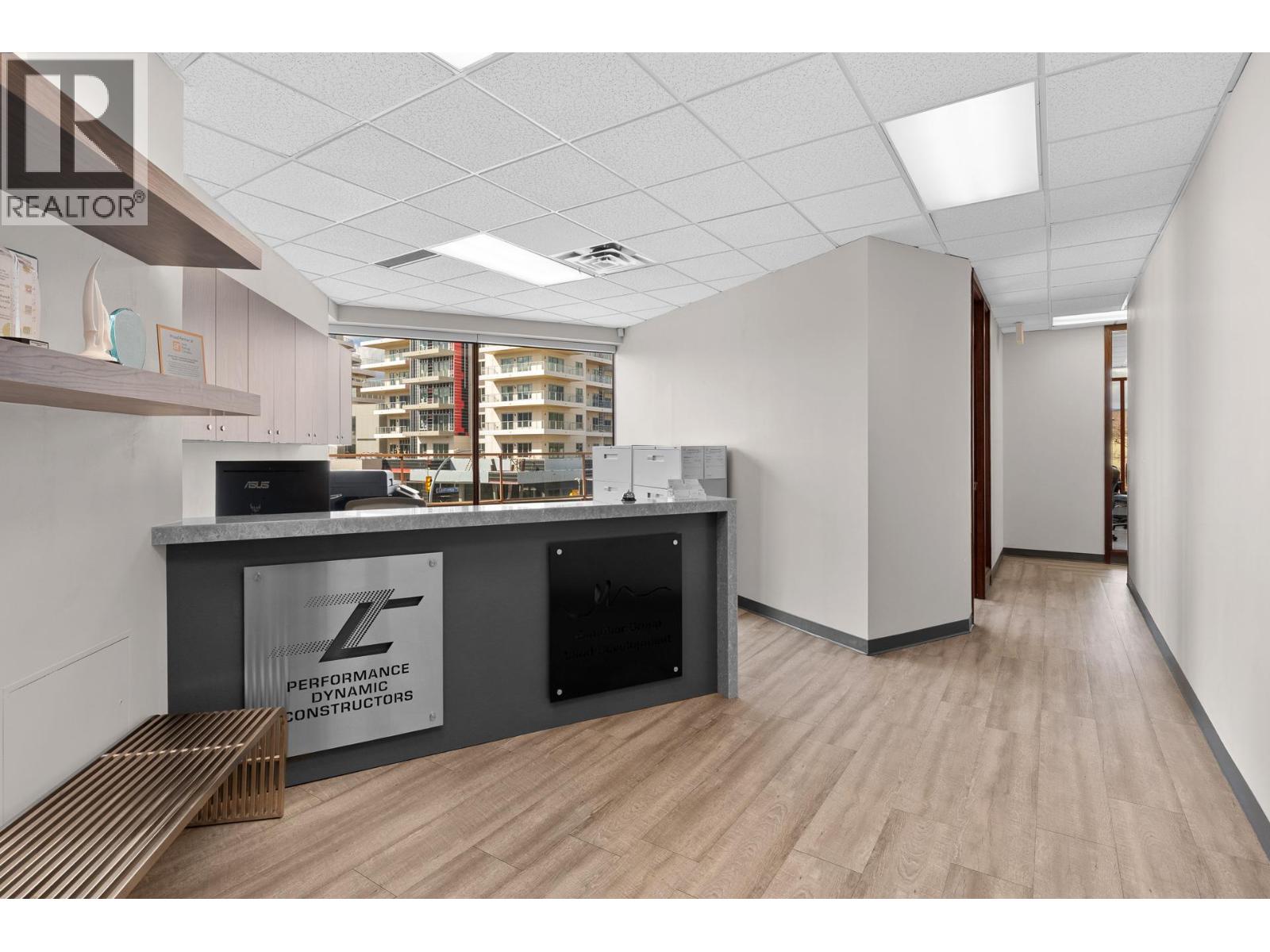 3275 Lakeshore Road Unit# 302