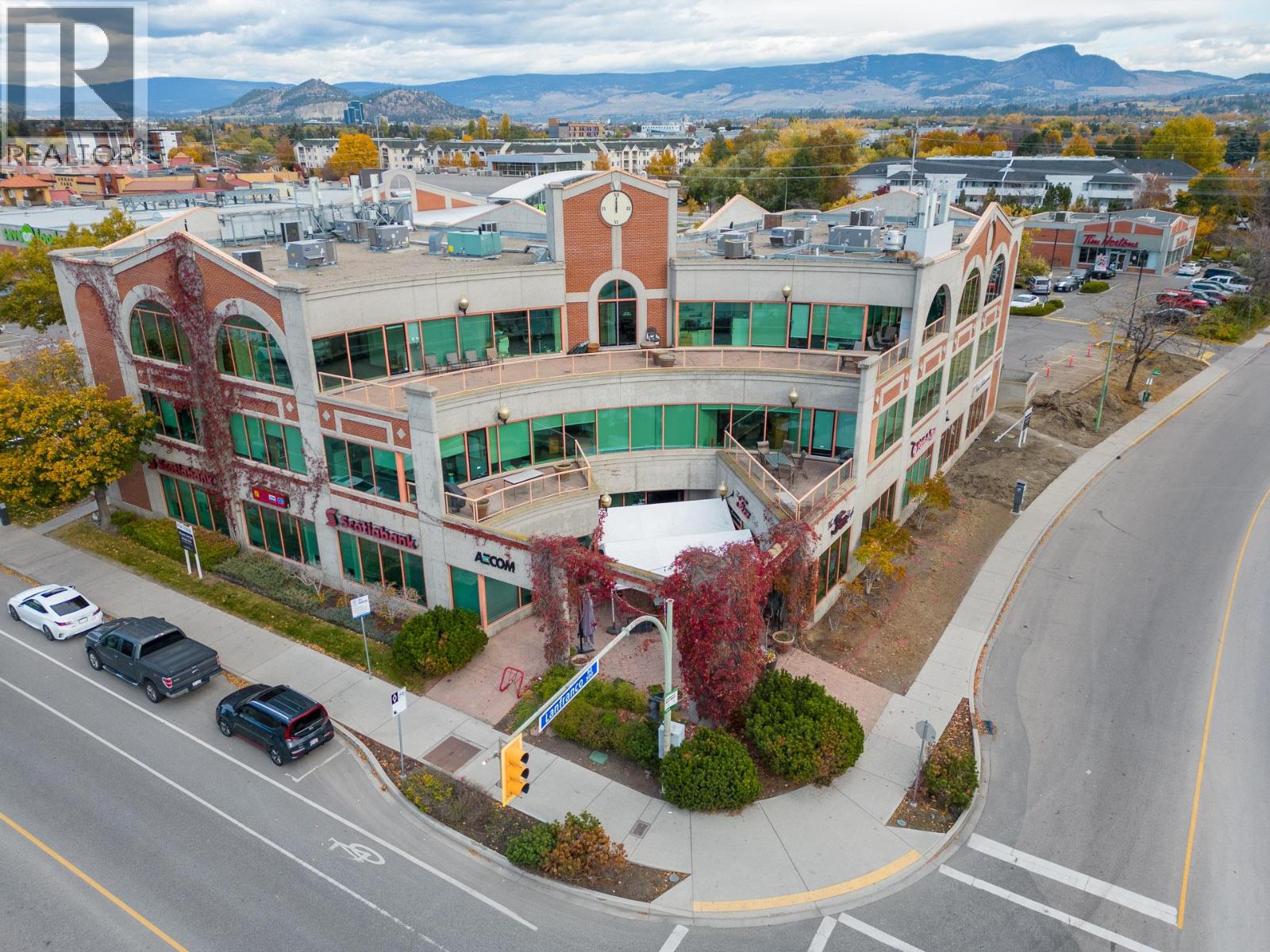 3275 Lakeshore Road Unit# 302