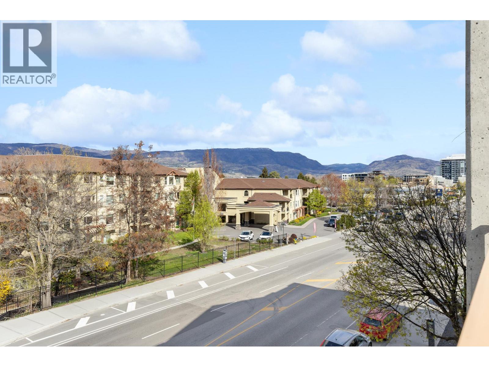 3275 Lakeshore Road Unit# 302