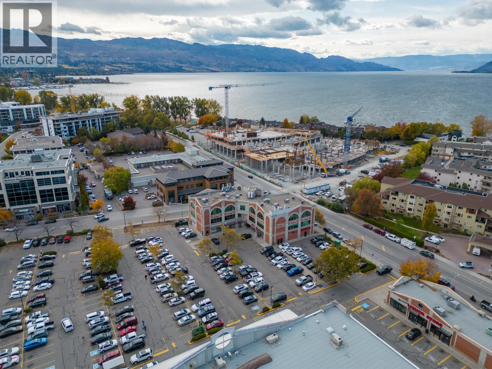 3275 Lakeshore Road Unit# 302