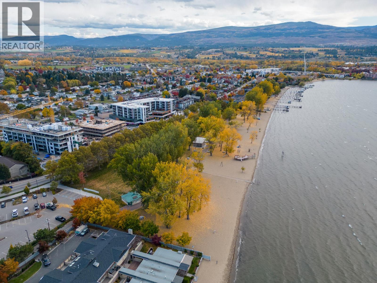 3275 Lakeshore Road Unit# 302