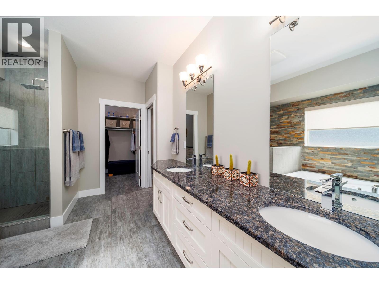 13053 Shoreline Drive
