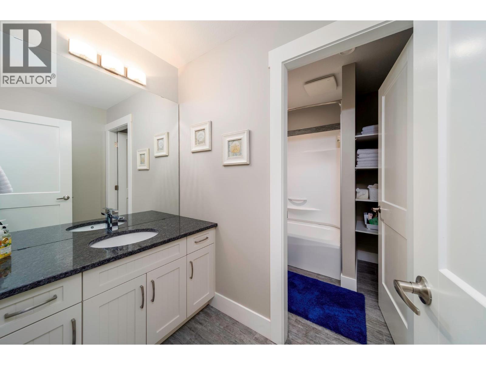 13053 Shoreline Drive